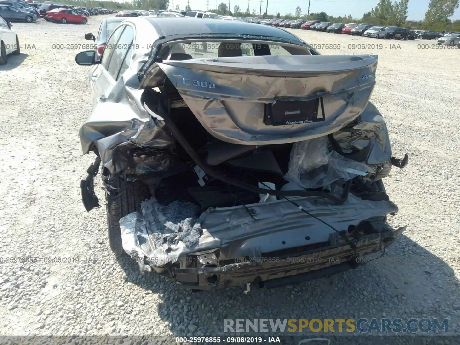 6 Photograph of a damaged car 55SWF8EB7KU287549 MERCEDES-BENZ C 2019