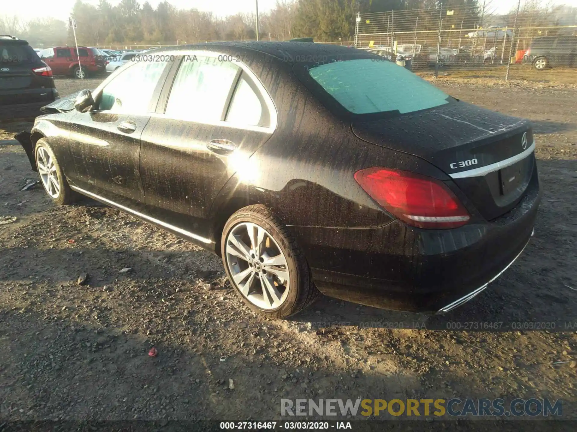 3 Photograph of a damaged car 55SWF8EB7KU301014 MERCEDES-BENZ C 2019