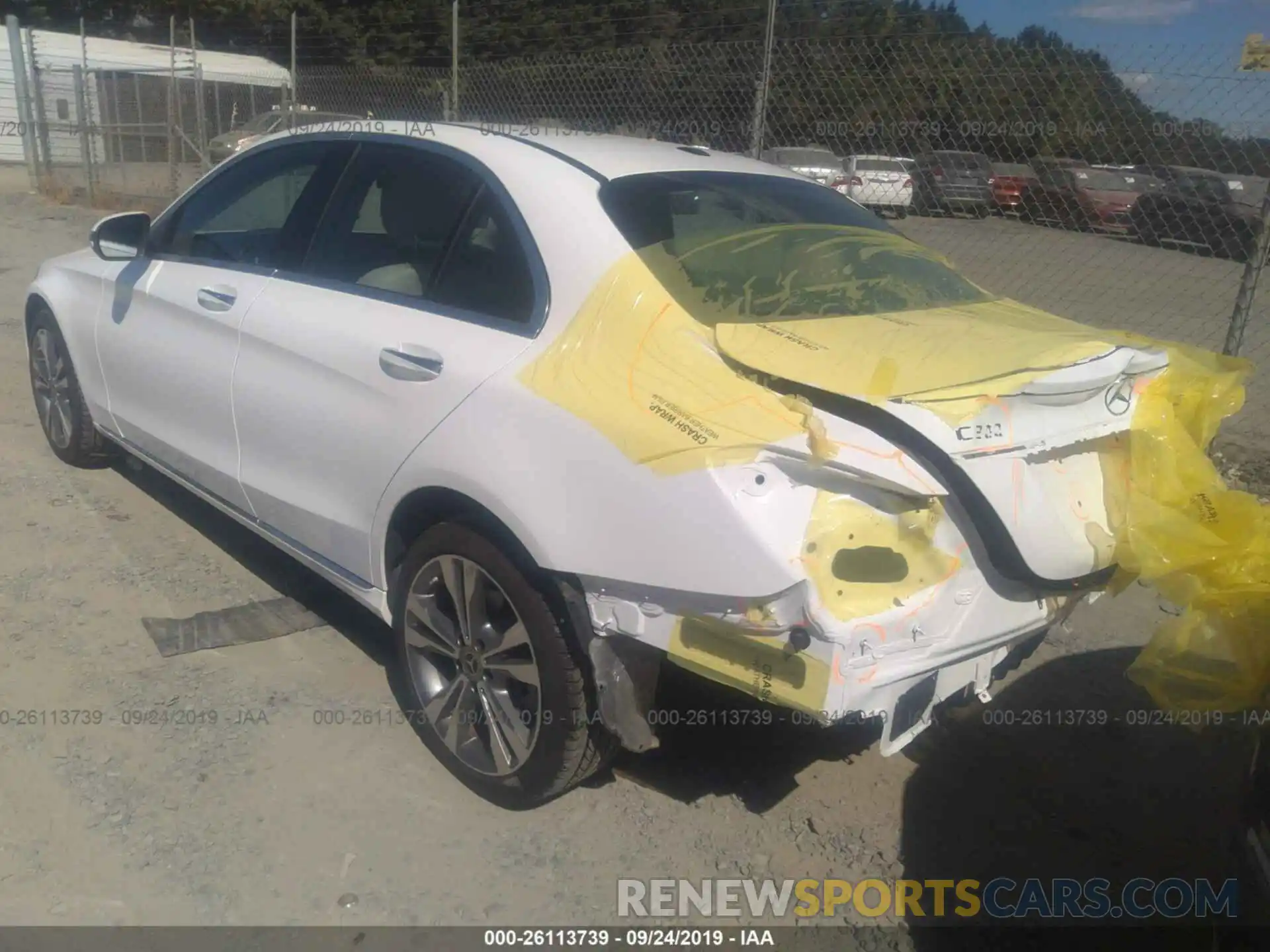 3 Photograph of a damaged car 55SWF8EB8KU293005 MERCEDES-BENZ C 2019