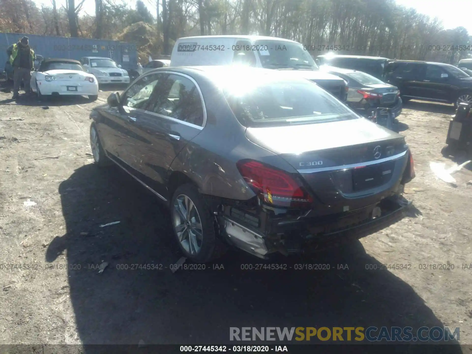 3 Photograph of a damaged car 55SWF8EB8KU297832 MERCEDES-BENZ C 2019