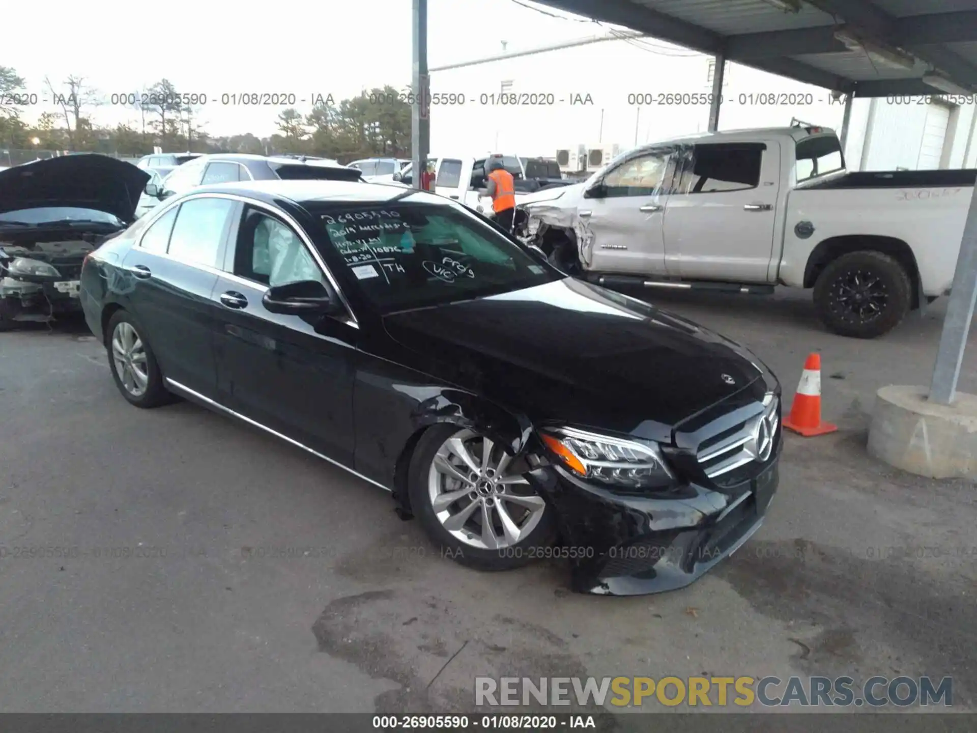 1 Photograph of a damaged car 55SWF8EB9KU290761 MERCEDES-BENZ C 2019