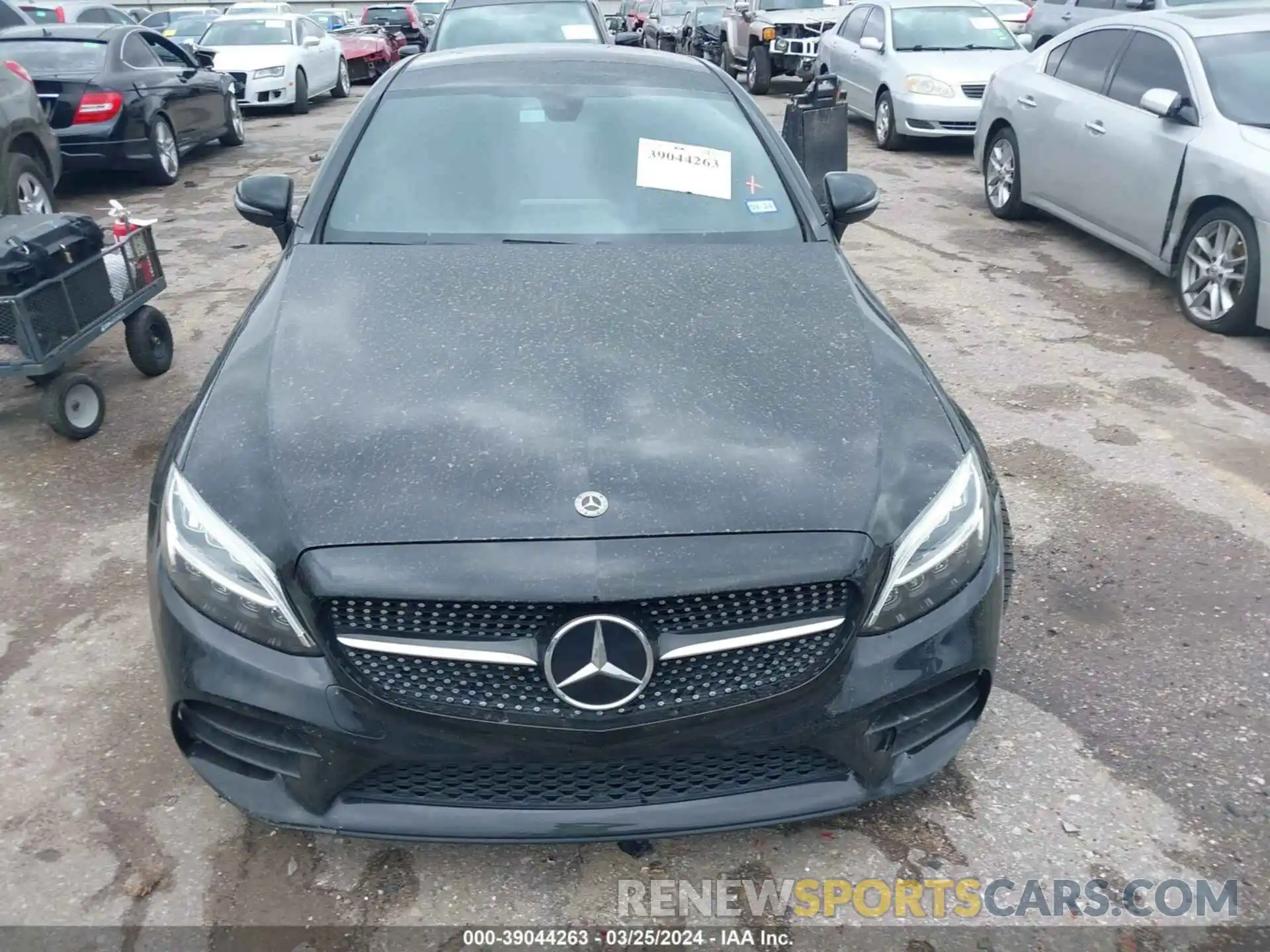 12 Photograph of a damaged car WDDWJ8DB4KF802140 MERCEDES-BENZ C 2019