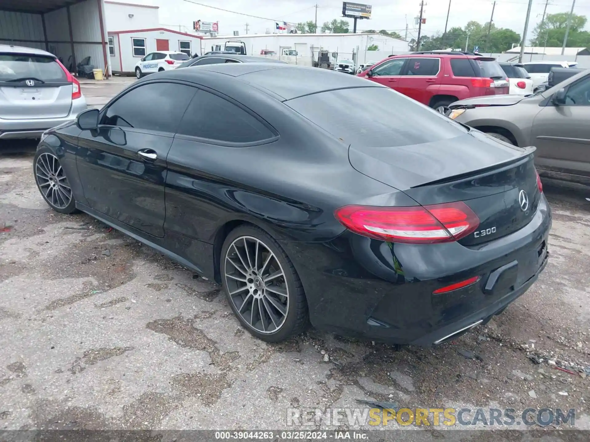 3 Photograph of a damaged car WDDWJ8DB4KF802140 MERCEDES-BENZ C 2019