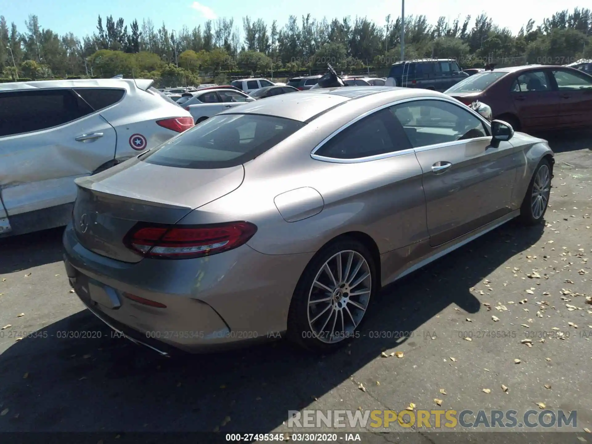 4 Photograph of a damaged car WDDWJ8DB9KF884754 MERCEDES-BENZ C 2019