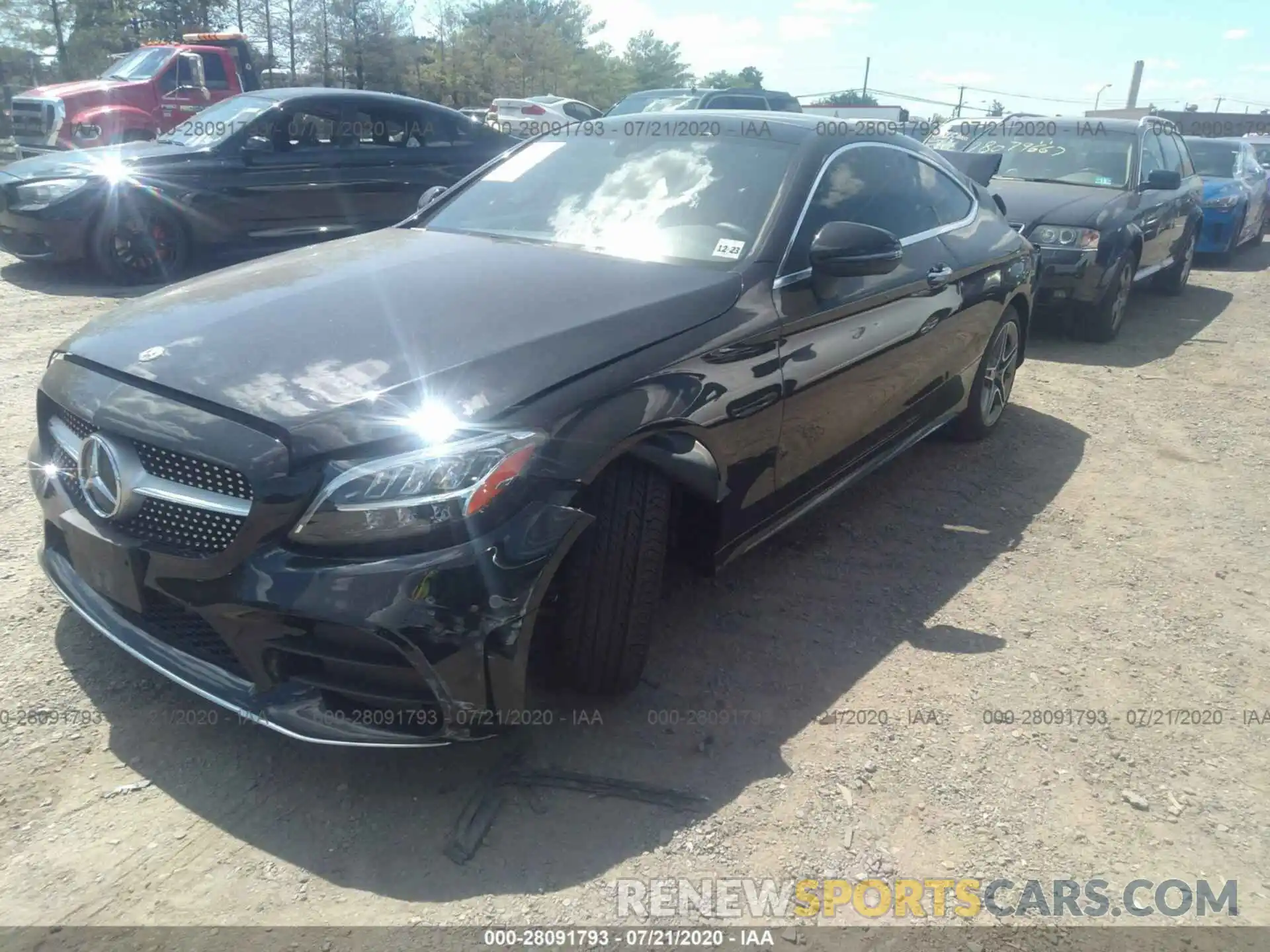 2 Photograph of a damaged car WDDWJ8EB0KF829981 MERCEDES-BENZ C 2019