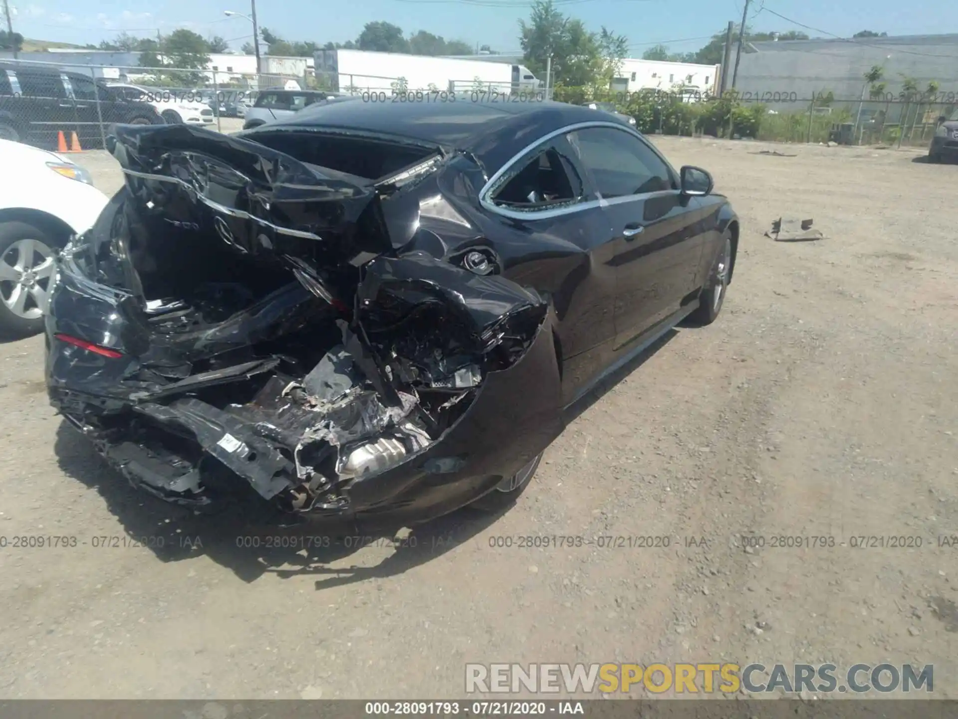 4 Photograph of a damaged car WDDWJ8EB0KF829981 MERCEDES-BENZ C 2019