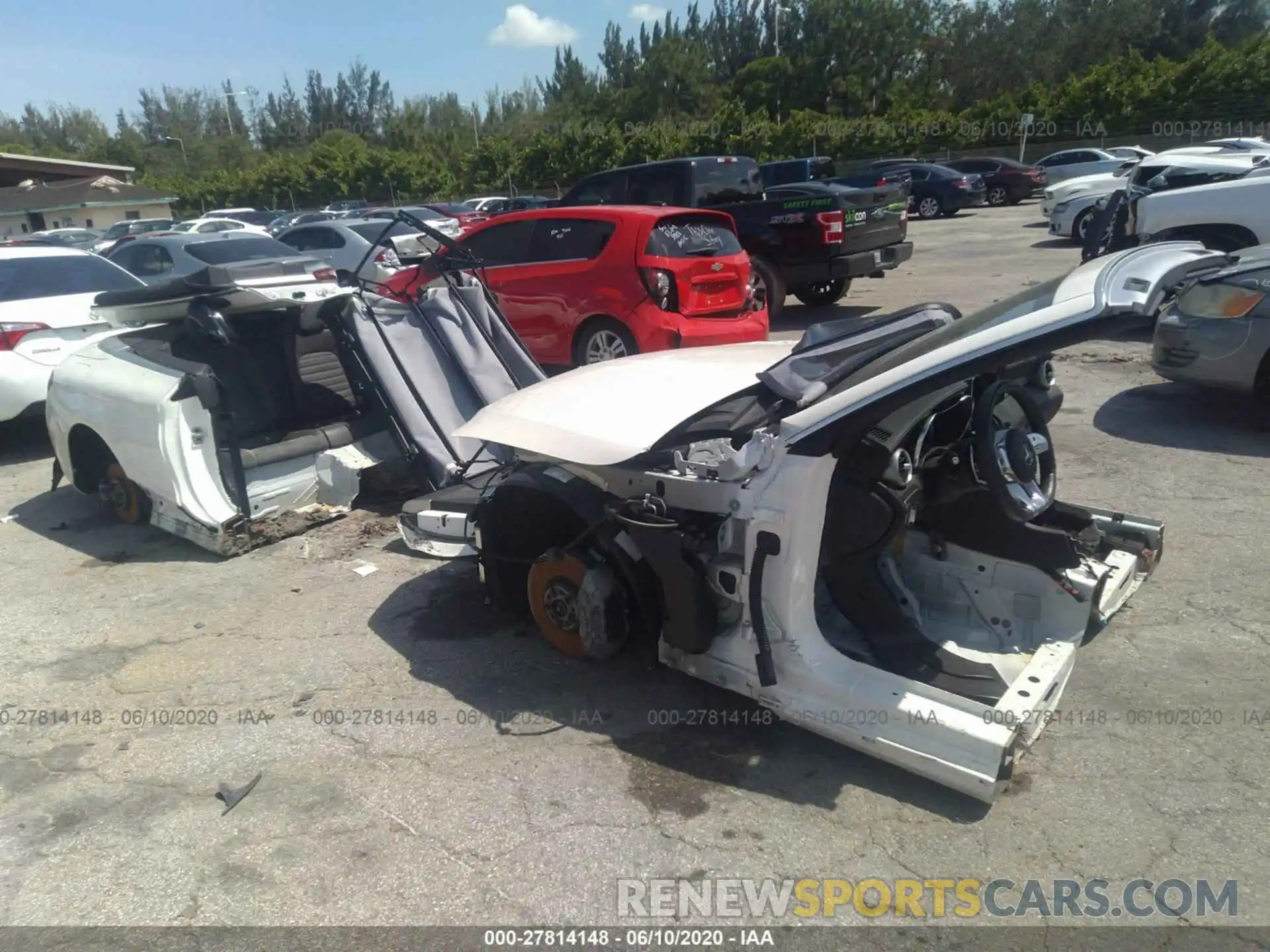 1 Photograph of a damaged car WDDWK6EB2KF805425 MERCEDES-BENZ C 2019