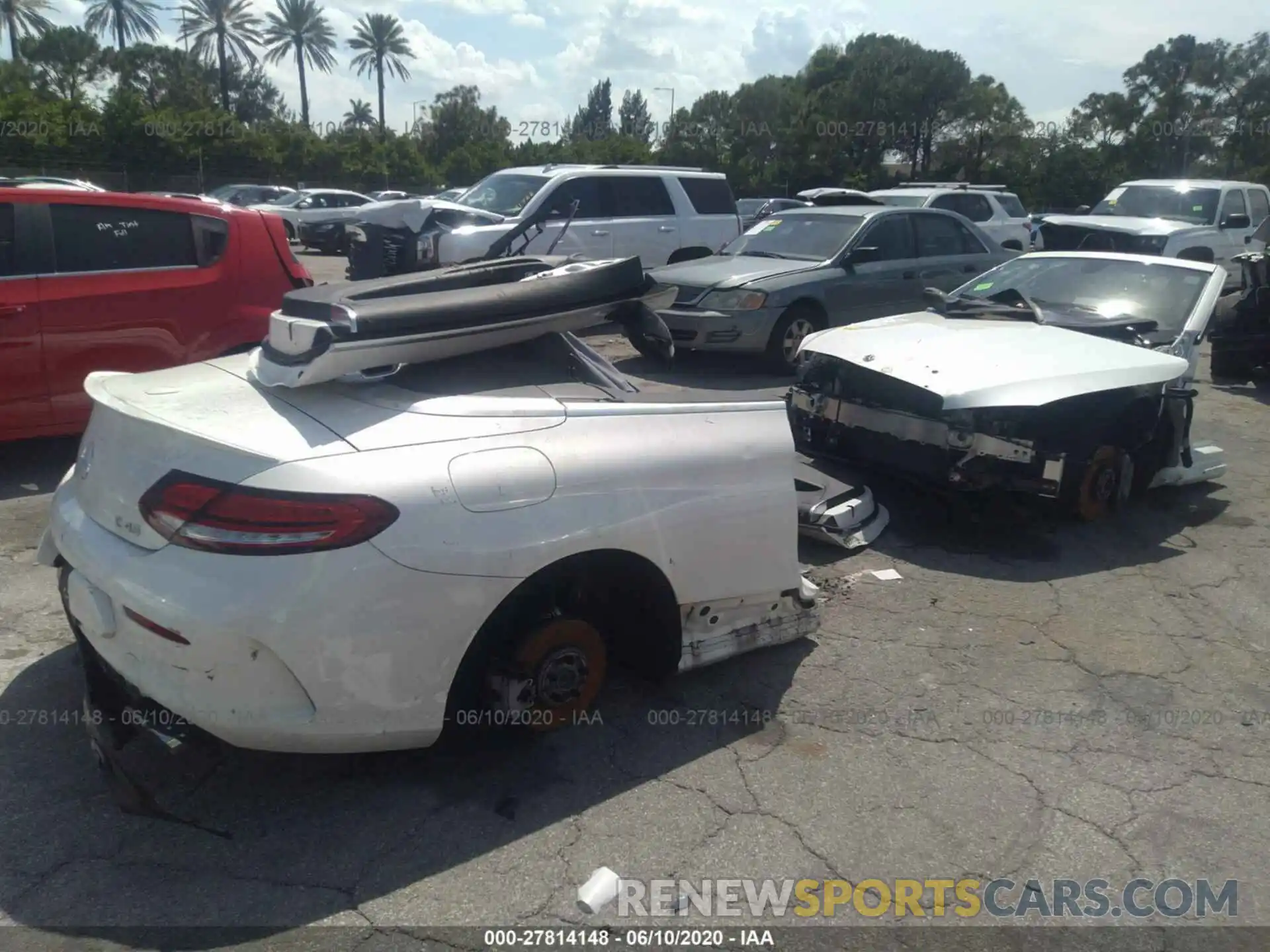 4 Photograph of a damaged car WDDWK6EB2KF805425 MERCEDES-BENZ C 2019