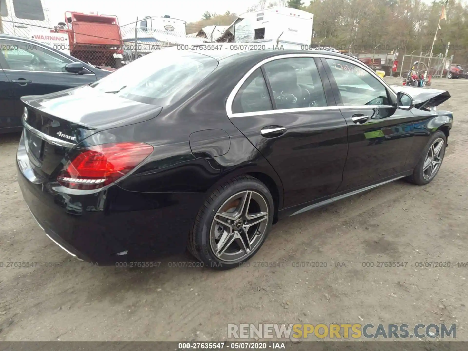 4 Photograph of a damaged car 55SWF8EB2LU326923 MERCEDES-BENZ C 2020