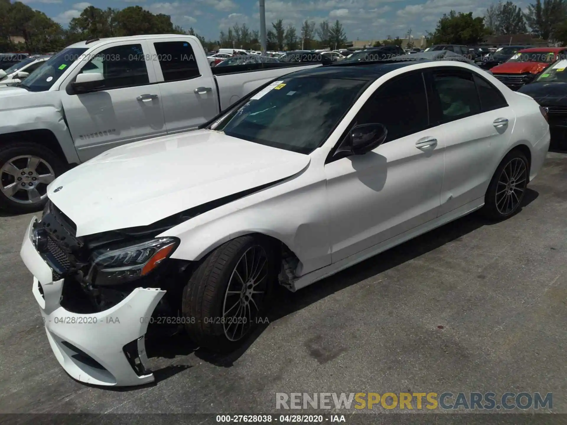 2 Photograph of a damaged car W1KWF8DB5LR569970 MERCEDES-BENZ C 2020