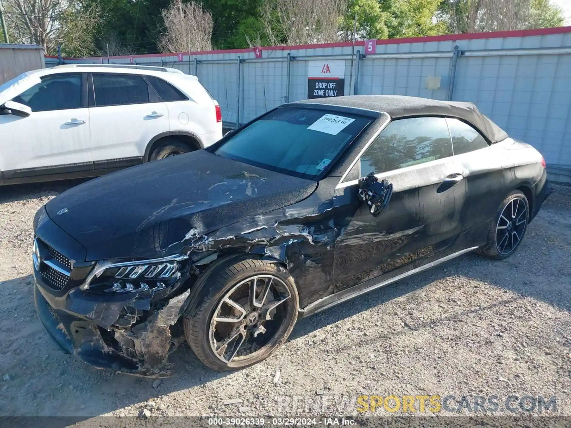 2 Photograph of a damaged car W1KWK8DB0PG127000 MERCEDES-BENZ C 2023