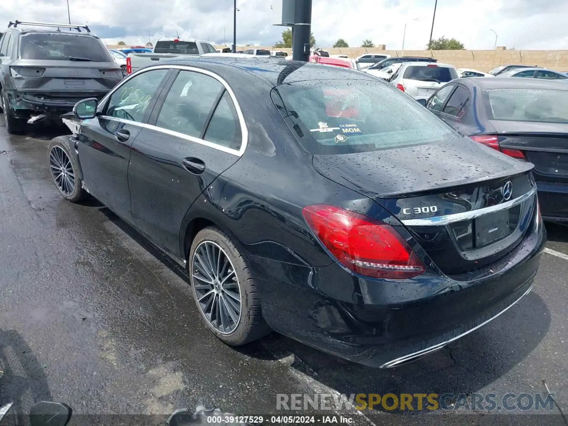 3 Photograph of a damaged car 55SWF8DB0KU310655 MERCEDES-BENZ C 300 2019