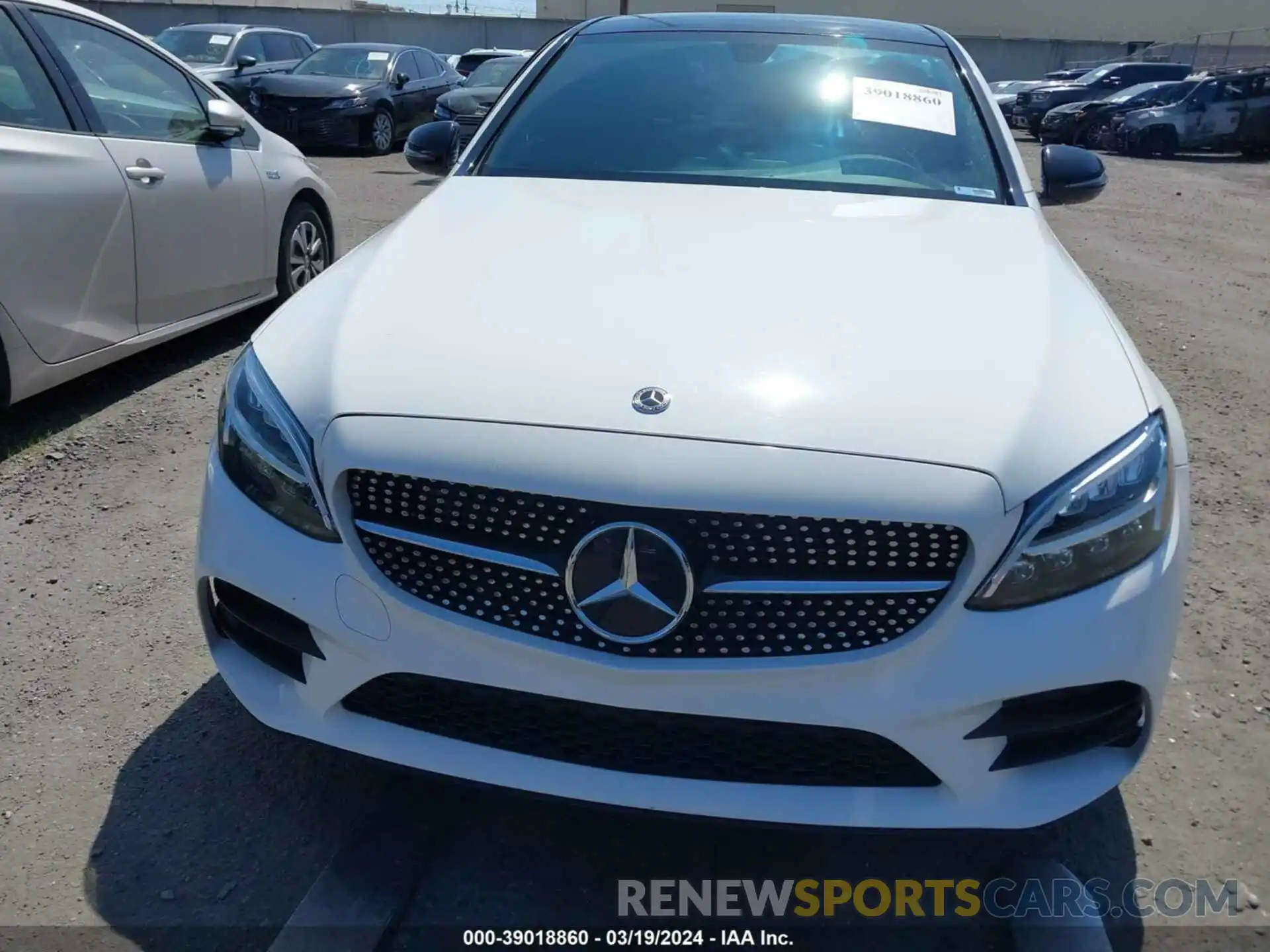 12 Photograph of a damaged car 55SWF8DB1KU303665 MERCEDES-BENZ C 300 2019