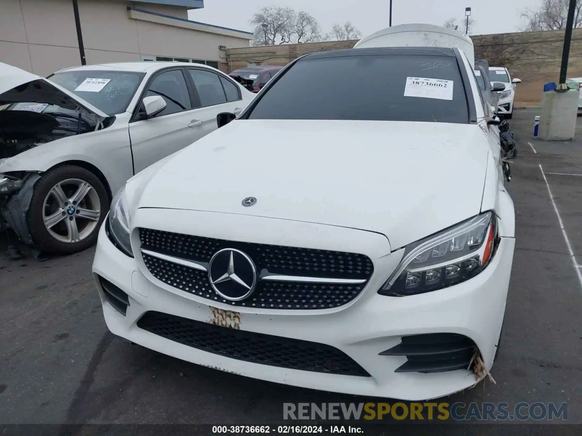 13 Photograph of a damaged car 55SWF8DB5KU295800 MERCEDES-BENZ C 300 2019