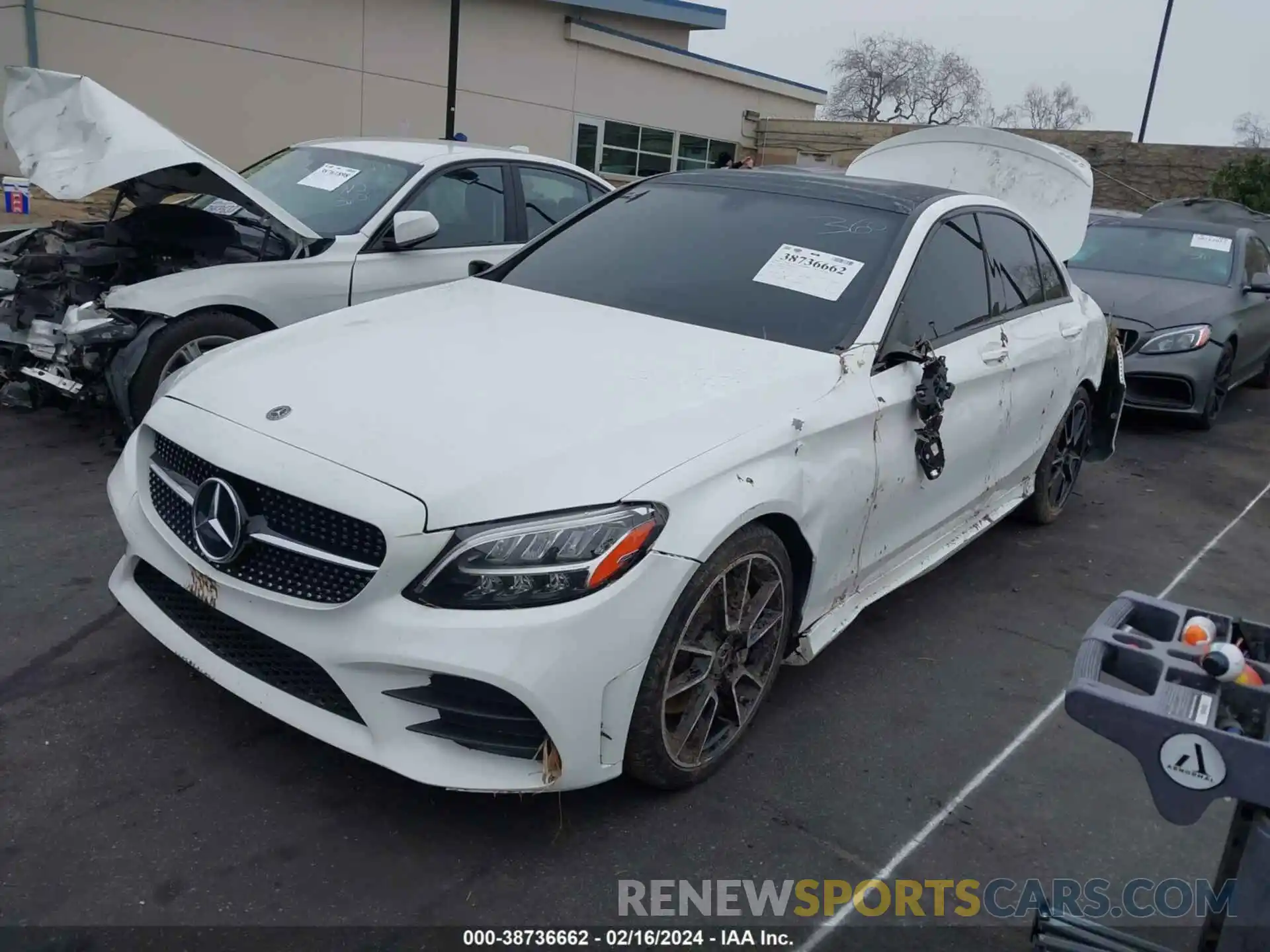 2 Photograph of a damaged car 55SWF8DB5KU295800 MERCEDES-BENZ C 300 2019