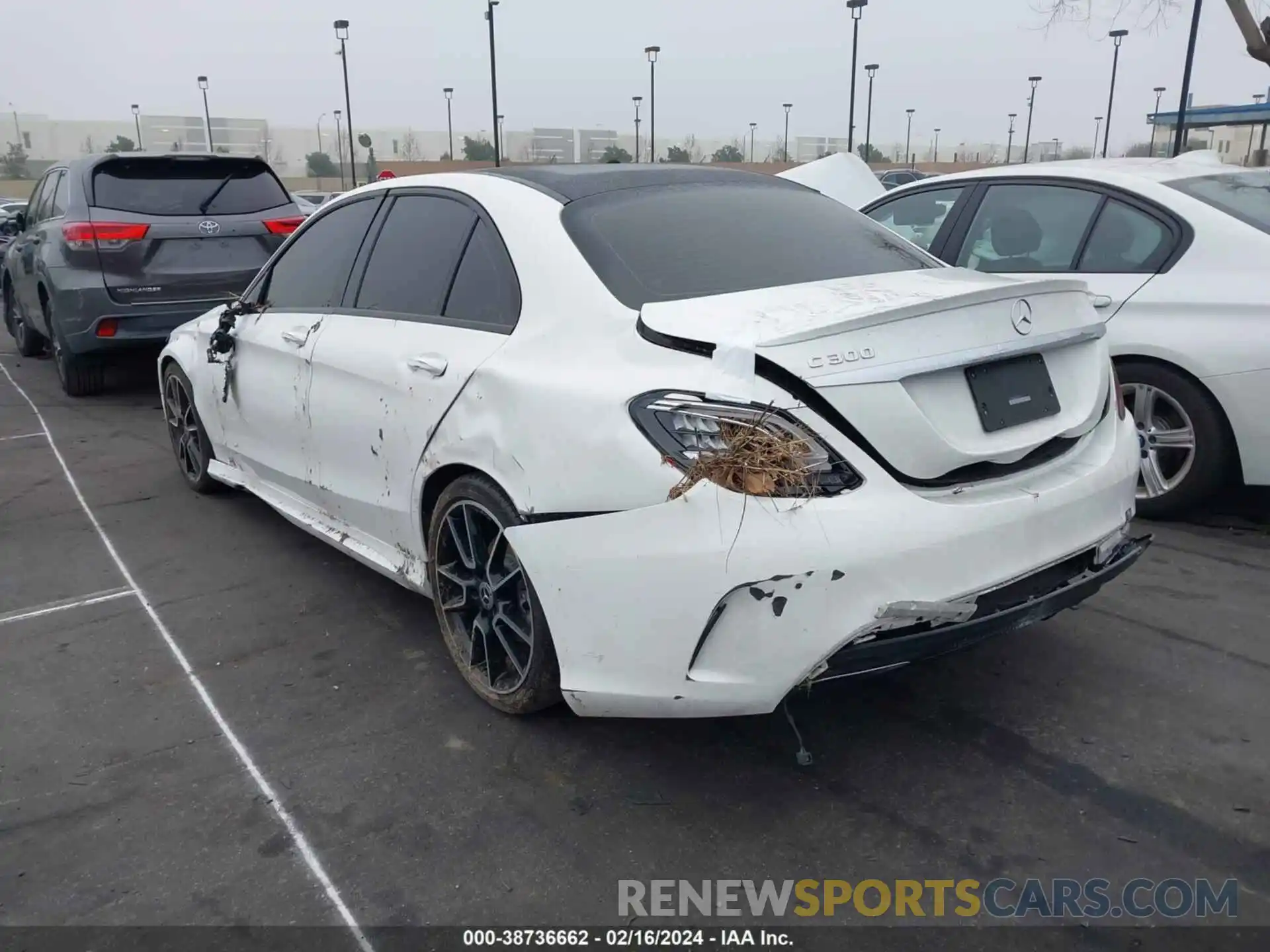 3 Photograph of a damaged car 55SWF8DB5KU295800 MERCEDES-BENZ C 300 2019