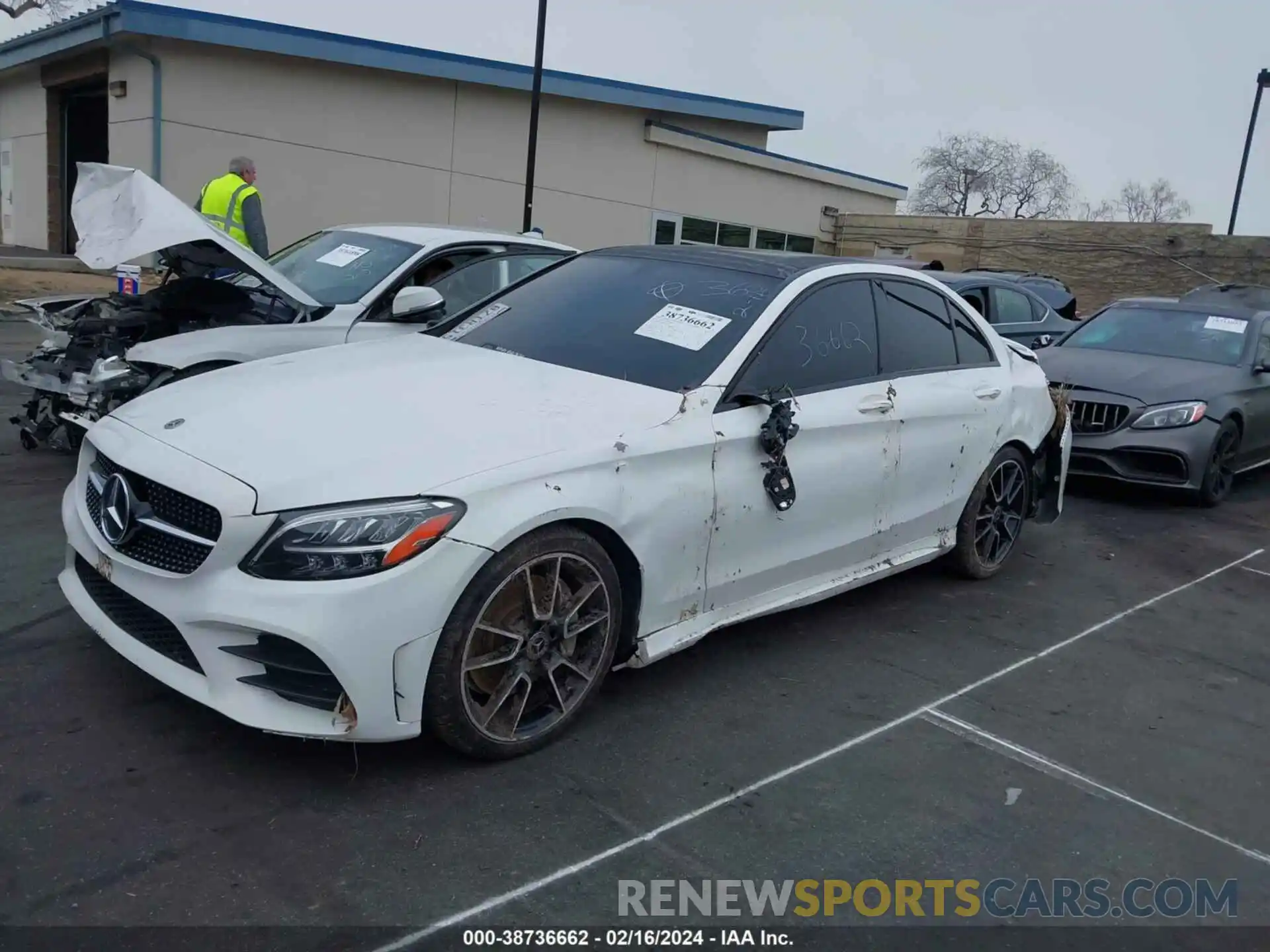 6 Photograph of a damaged car 55SWF8DB5KU295800 MERCEDES-BENZ C 300 2019