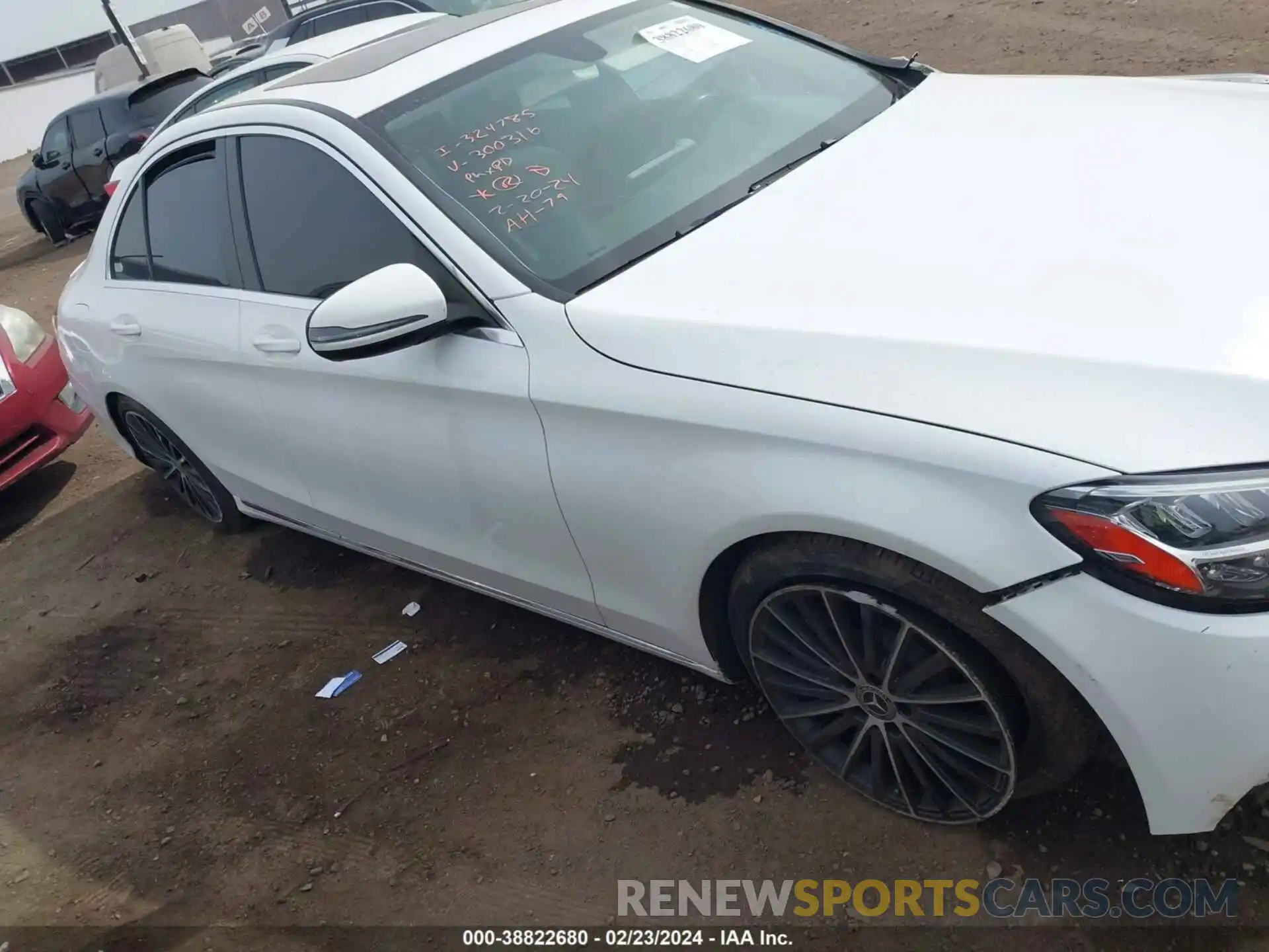 13 Photograph of a damaged car 55SWF8DB5KU300316 MERCEDES-BENZ C 300 2019