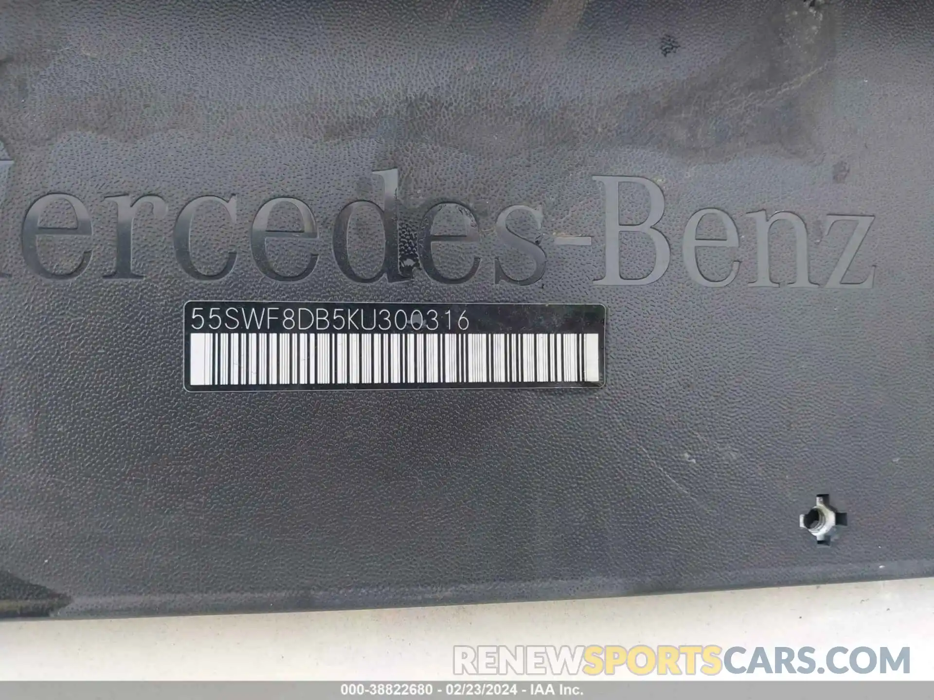 9 Photograph of a damaged car 55SWF8DB5KU300316 MERCEDES-BENZ C 300 2019