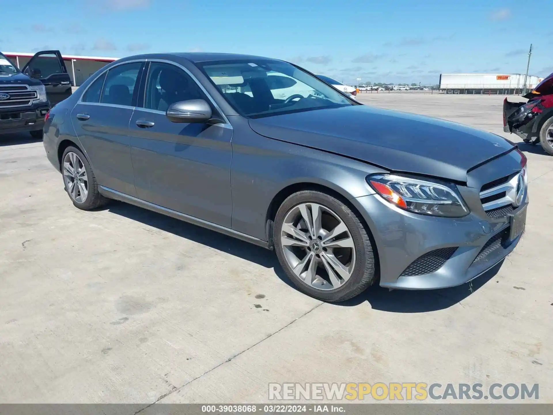 1 Photograph of a damaged car 55SWF8DB6KU299662 MERCEDES-BENZ C 300 2019