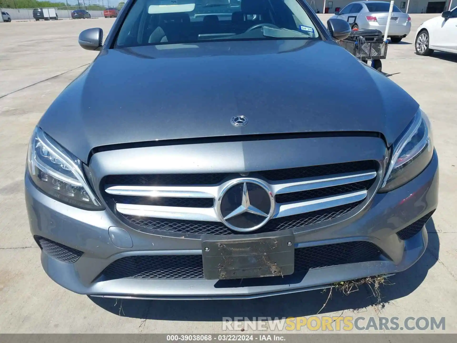 11 Photograph of a damaged car 55SWF8DB6KU299662 MERCEDES-BENZ C 300 2019