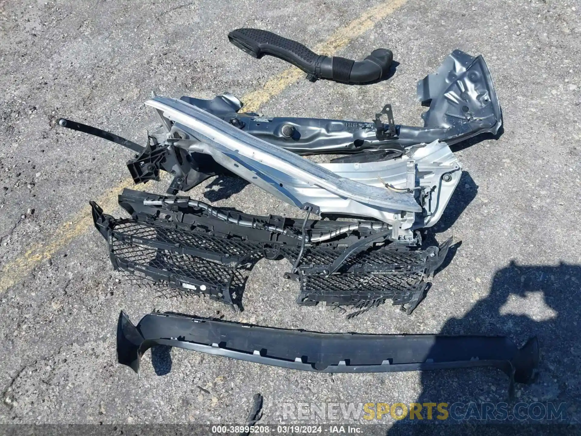 12 Photograph of a damaged car 55SWF8DB8KU300424 MERCEDES-BENZ C 300 2019