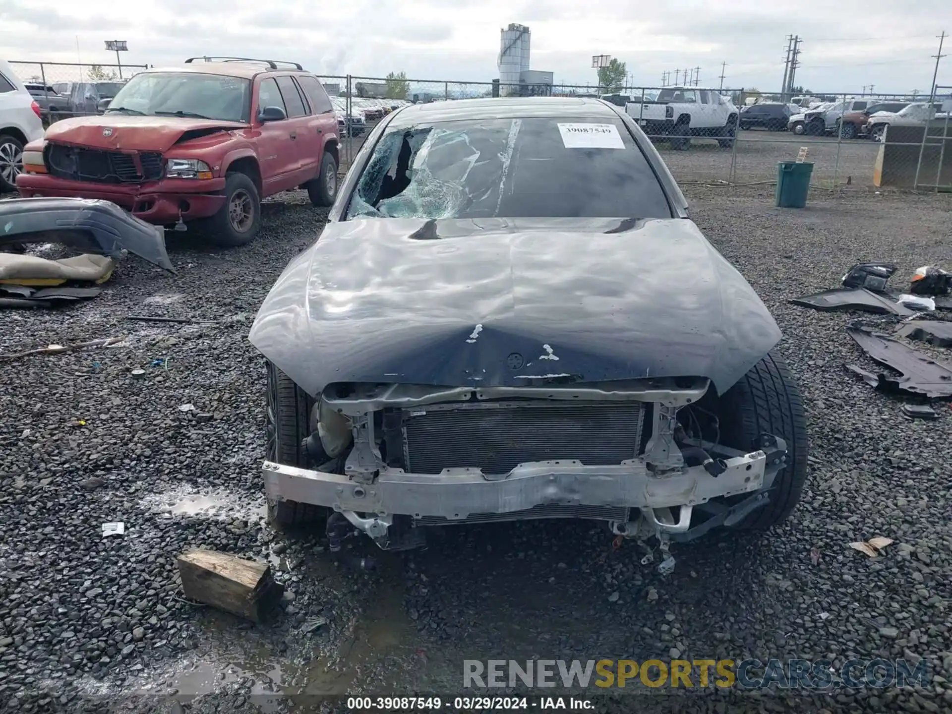 12 Photograph of a damaged car 55SWF8DB9KU301615 MERCEDES-BENZ C 300 2019