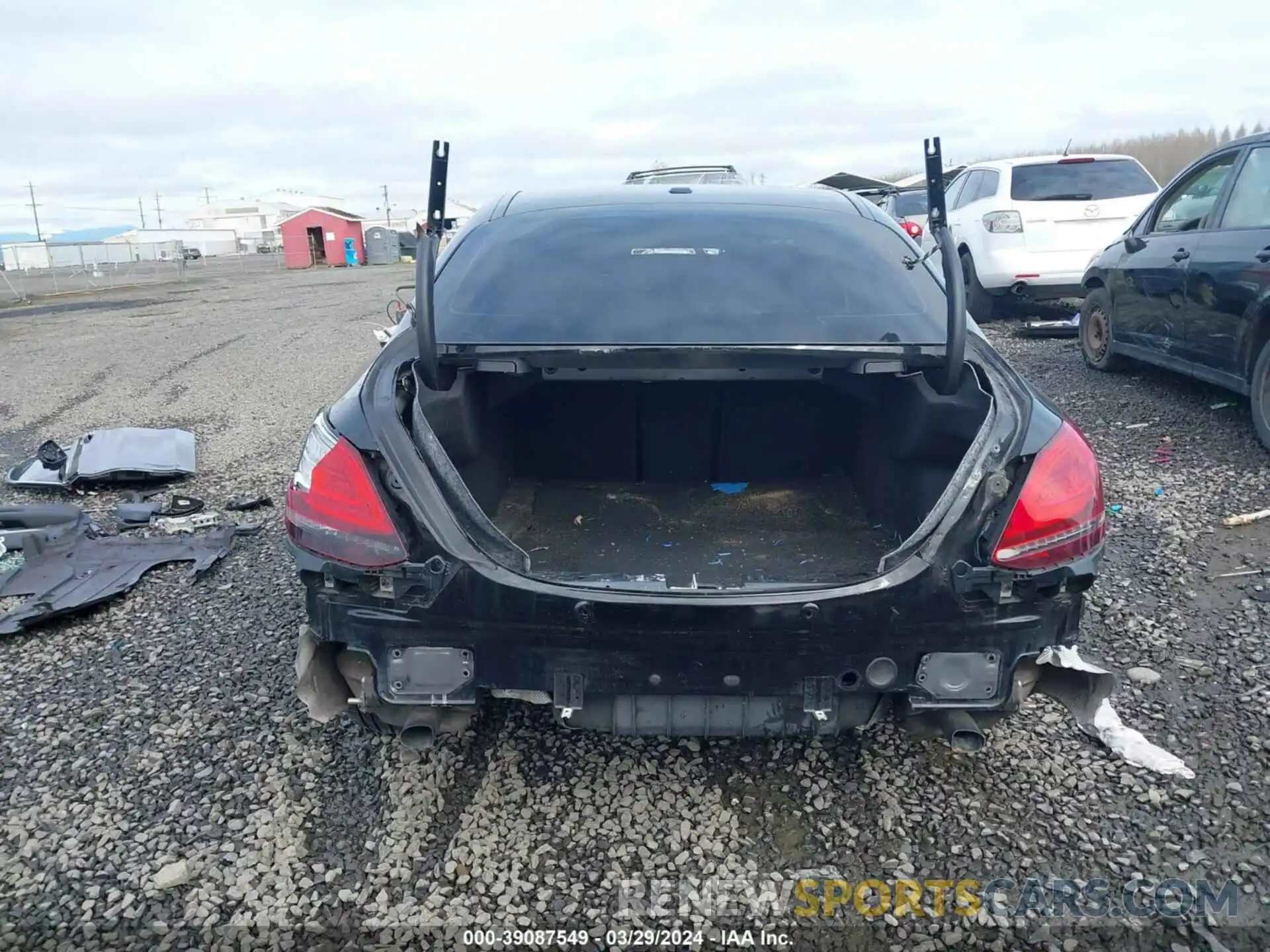 16 Photograph of a damaged car 55SWF8DB9KU301615 MERCEDES-BENZ C 300 2019