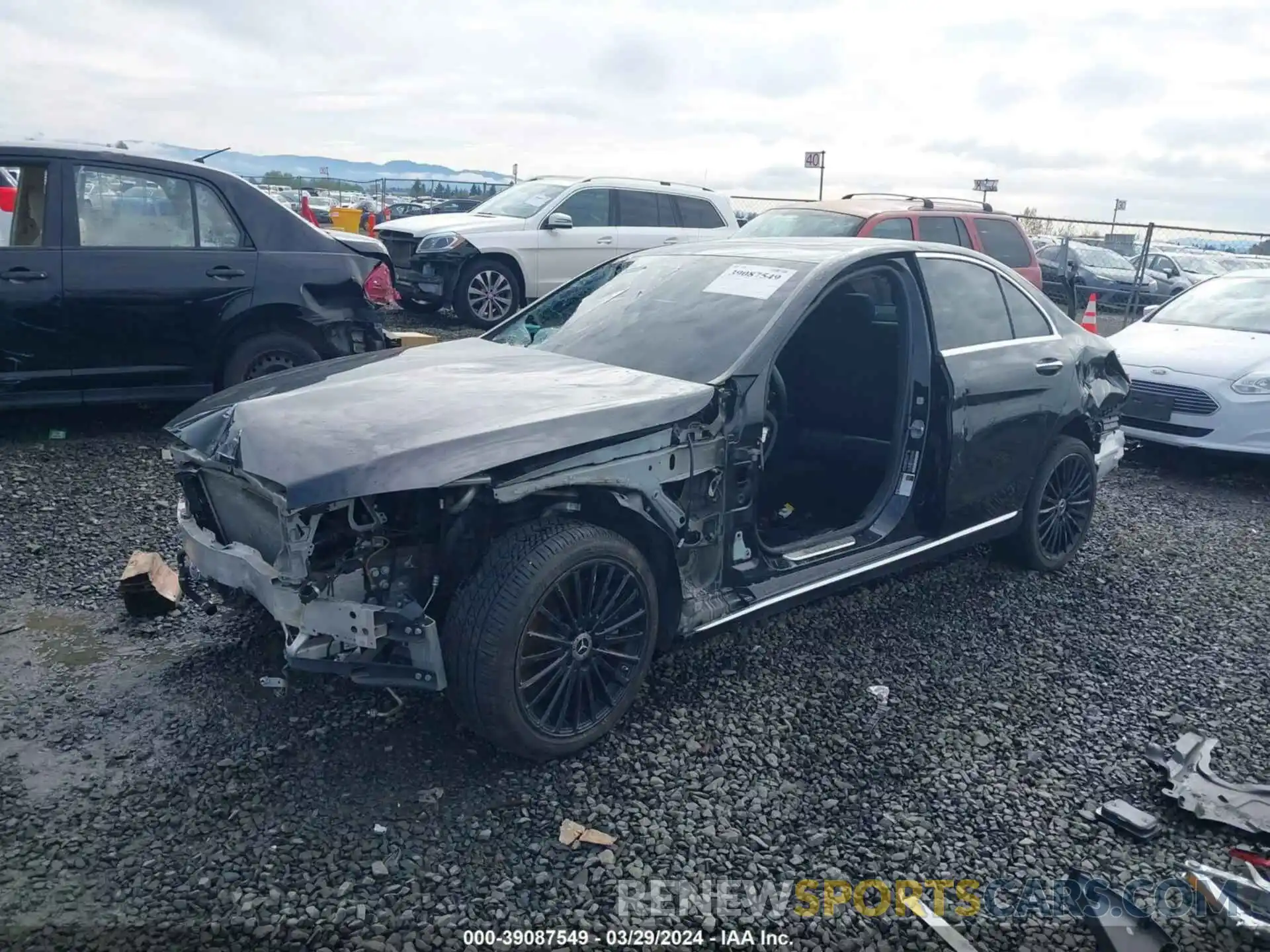 2 Photograph of a damaged car 55SWF8DB9KU301615 MERCEDES-BENZ C 300 2019