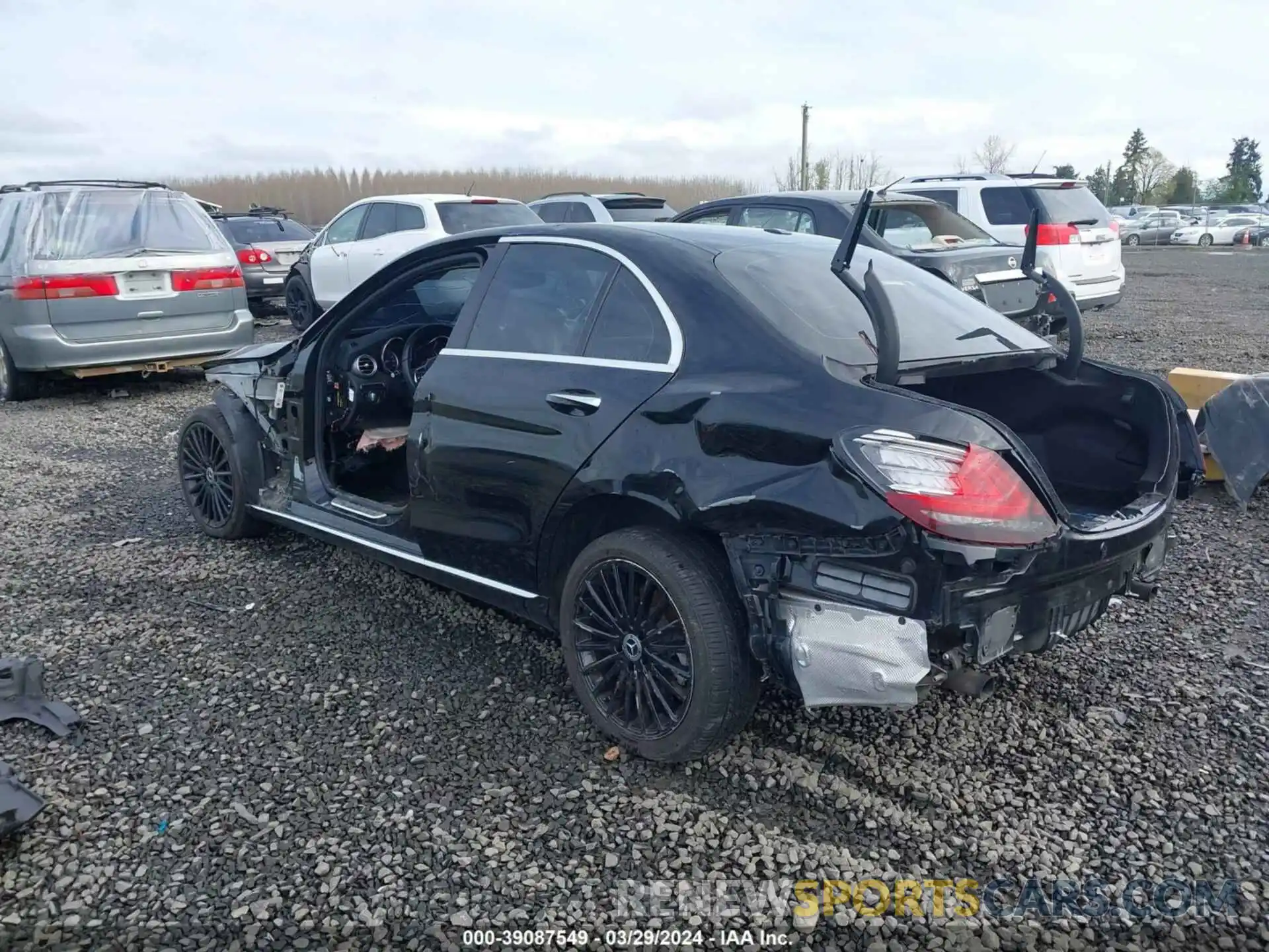 3 Photograph of a damaged car 55SWF8DB9KU301615 MERCEDES-BENZ C 300 2019