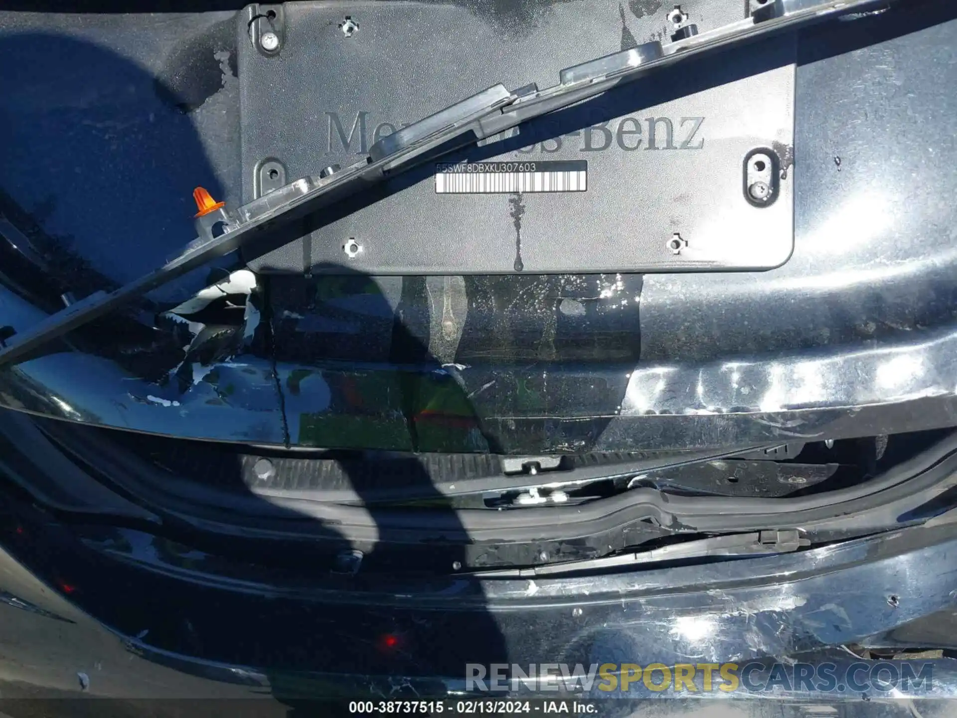 19 Photograph of a damaged car 55SWF8DBXKU307603 MERCEDES-BENZ C 300 2019