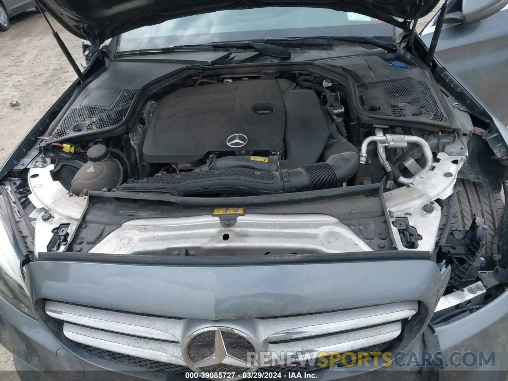 10 Photograph of a damaged car 55SWF8EB3KU304833 MERCEDES-BENZ C 300 2019