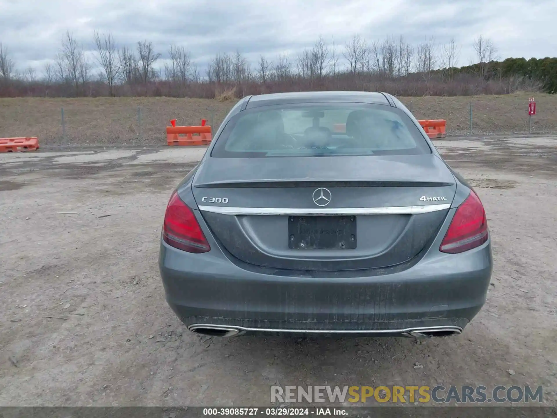 16 Photograph of a damaged car 55SWF8EB3KU304833 MERCEDES-BENZ C 300 2019