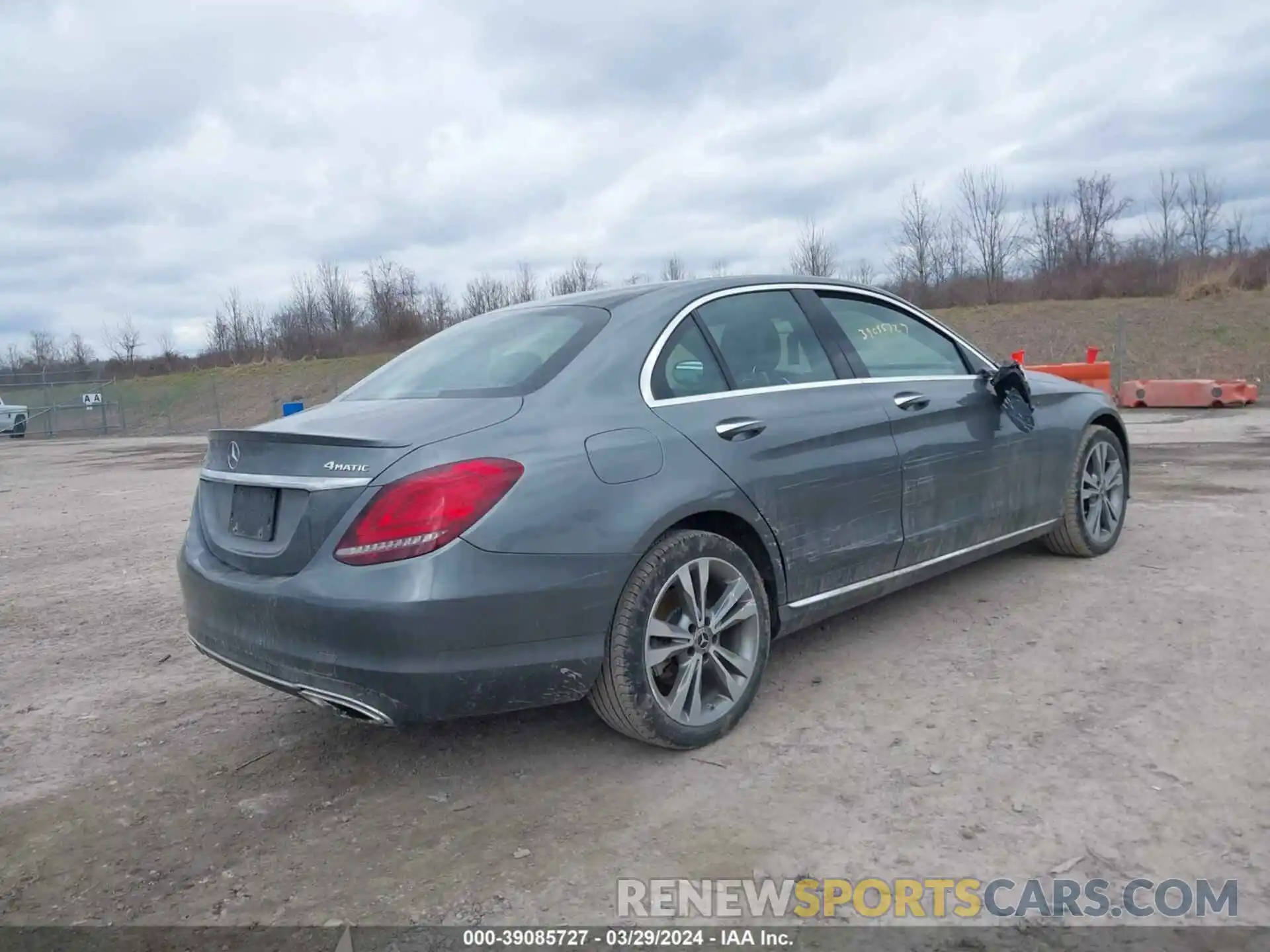 4 Фотография поврежденного автомобиля 55SWF8EB3KU304833 MERCEDES-BENZ C 300 2019