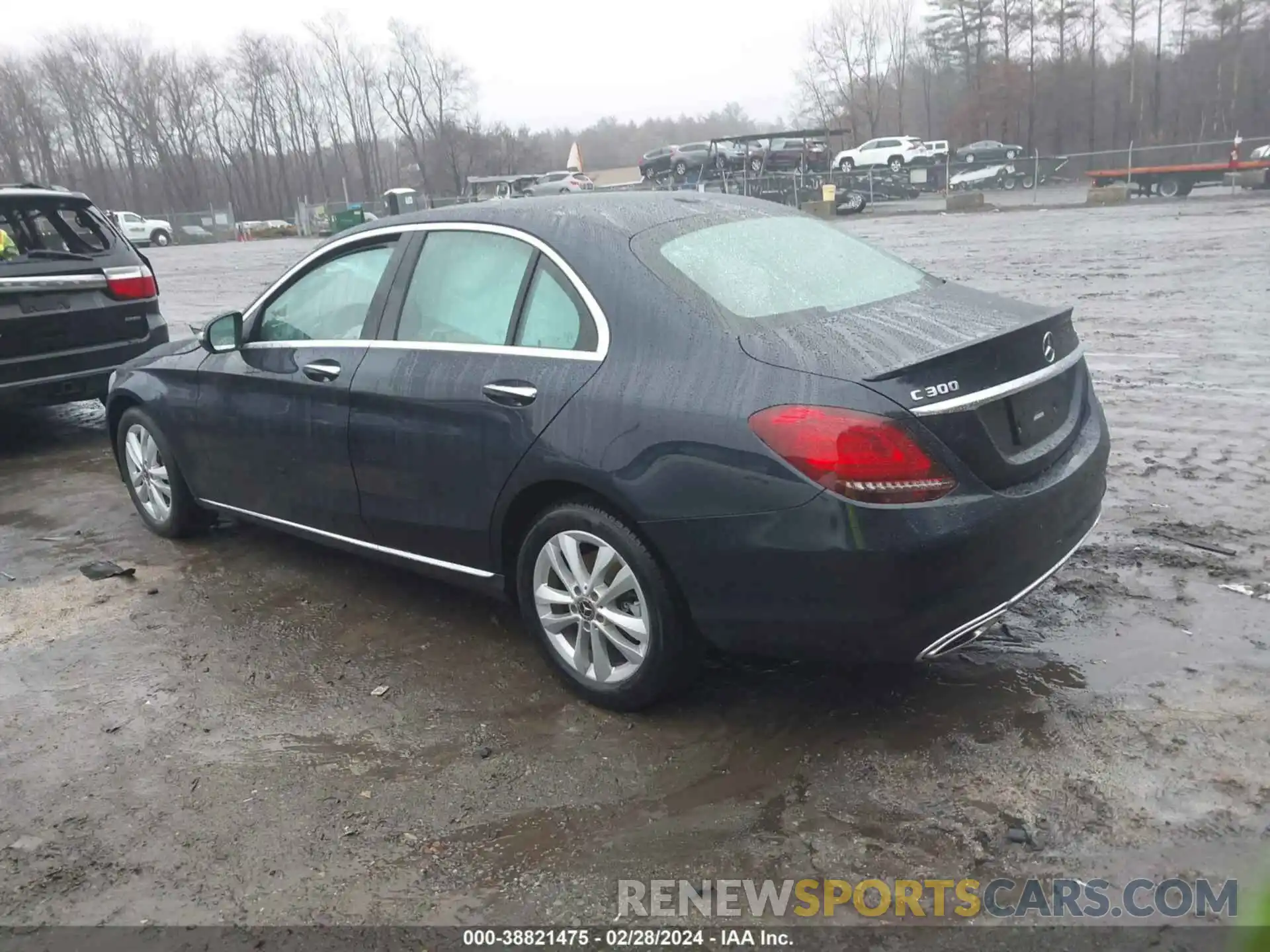 3 Photograph of a damaged car 55SWF8EBXKU293829 MERCEDES-BENZ C 300 2019