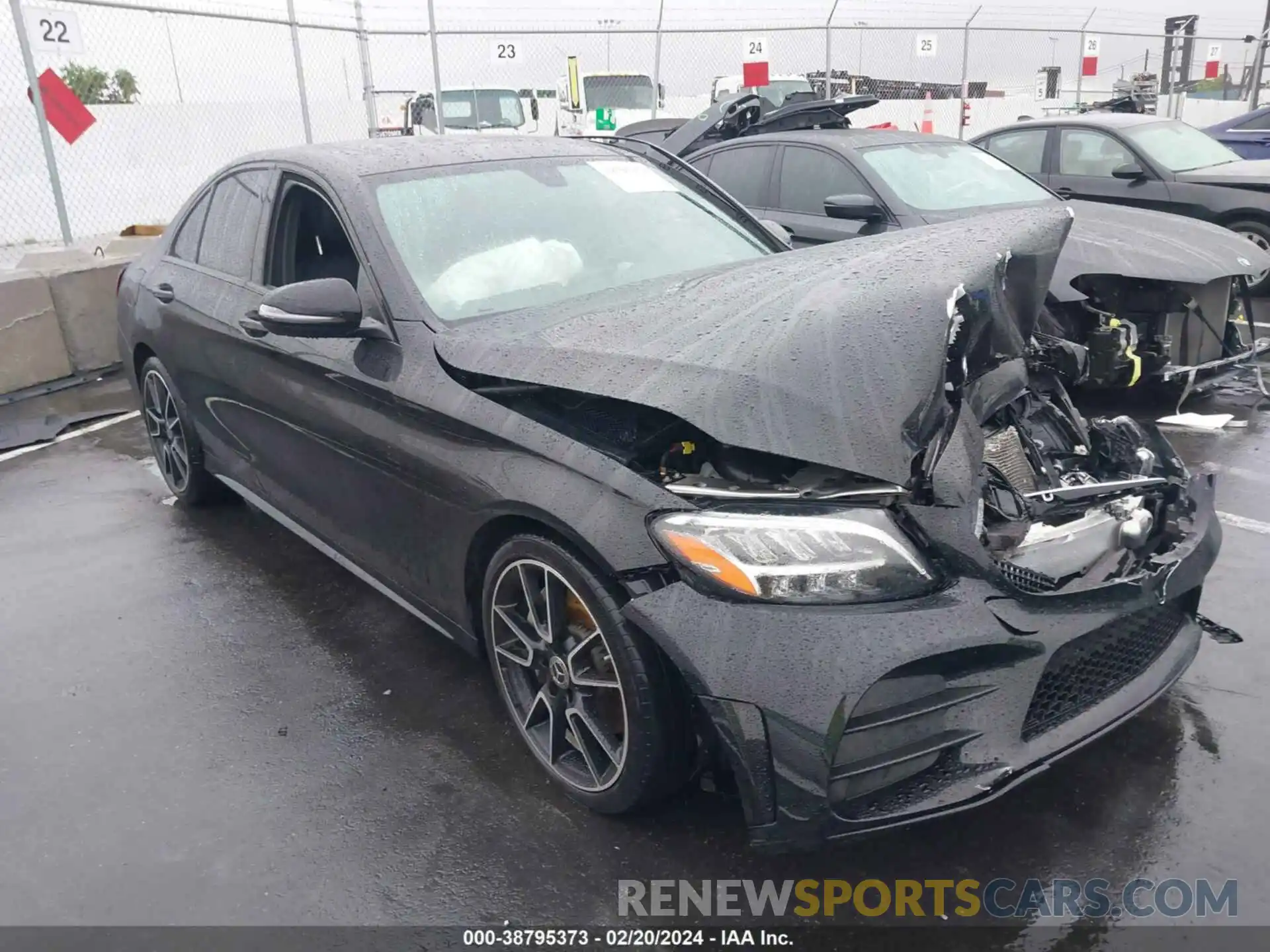 1 Photograph of a damaged car WDDWF8DB2KR458078 MERCEDES-BENZ C 300 2019