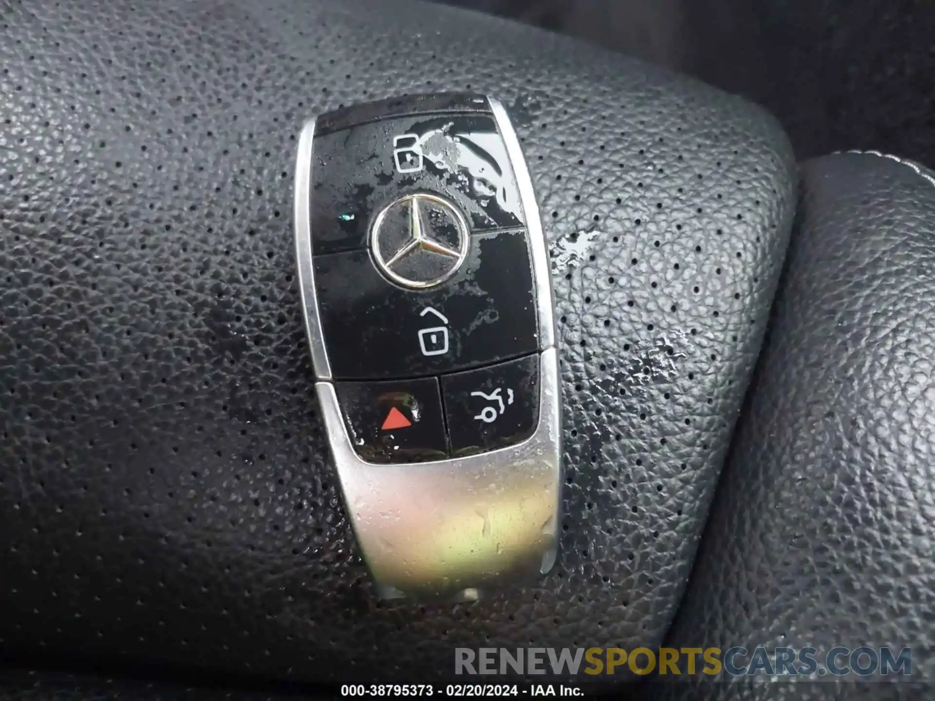 11 Photograph of a damaged car WDDWF8DB2KR458078 MERCEDES-BENZ C 300 2019