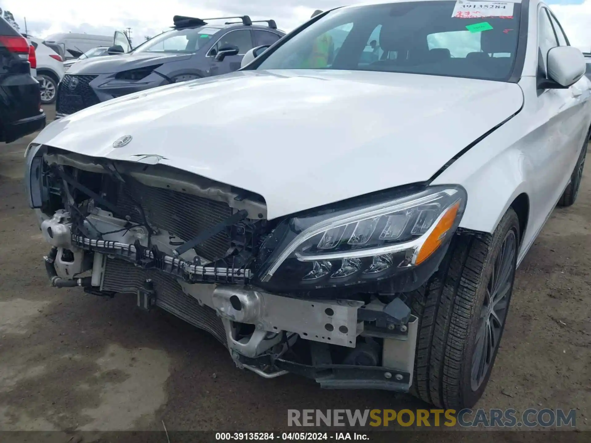 6 Photograph of a damaged car WDDWF8DB5KR462951 MERCEDES-BENZ C 300 2019