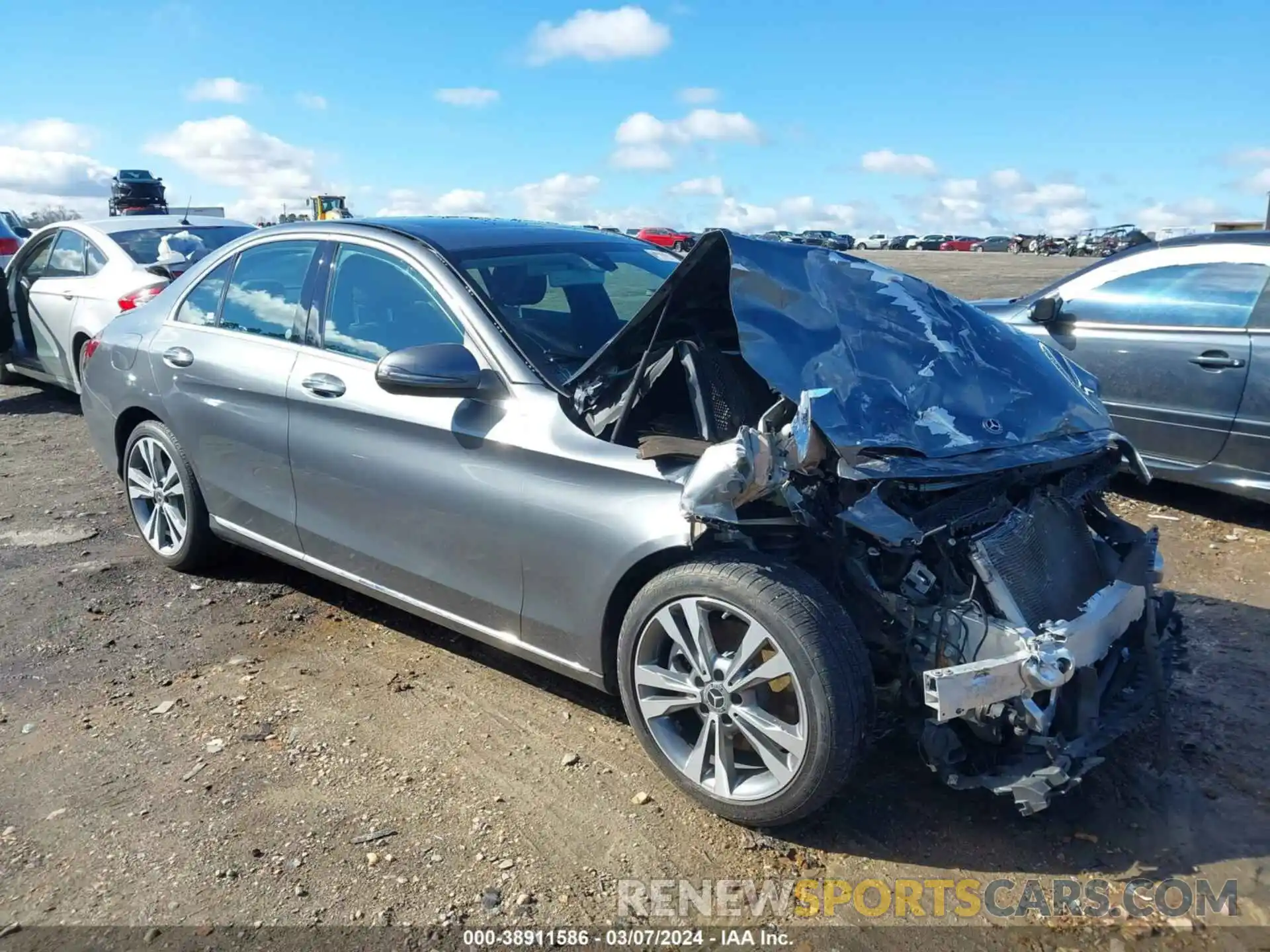 1 Photograph of a damaged car WDDWF8DB5KR483119 MERCEDES-BENZ C 300 2019