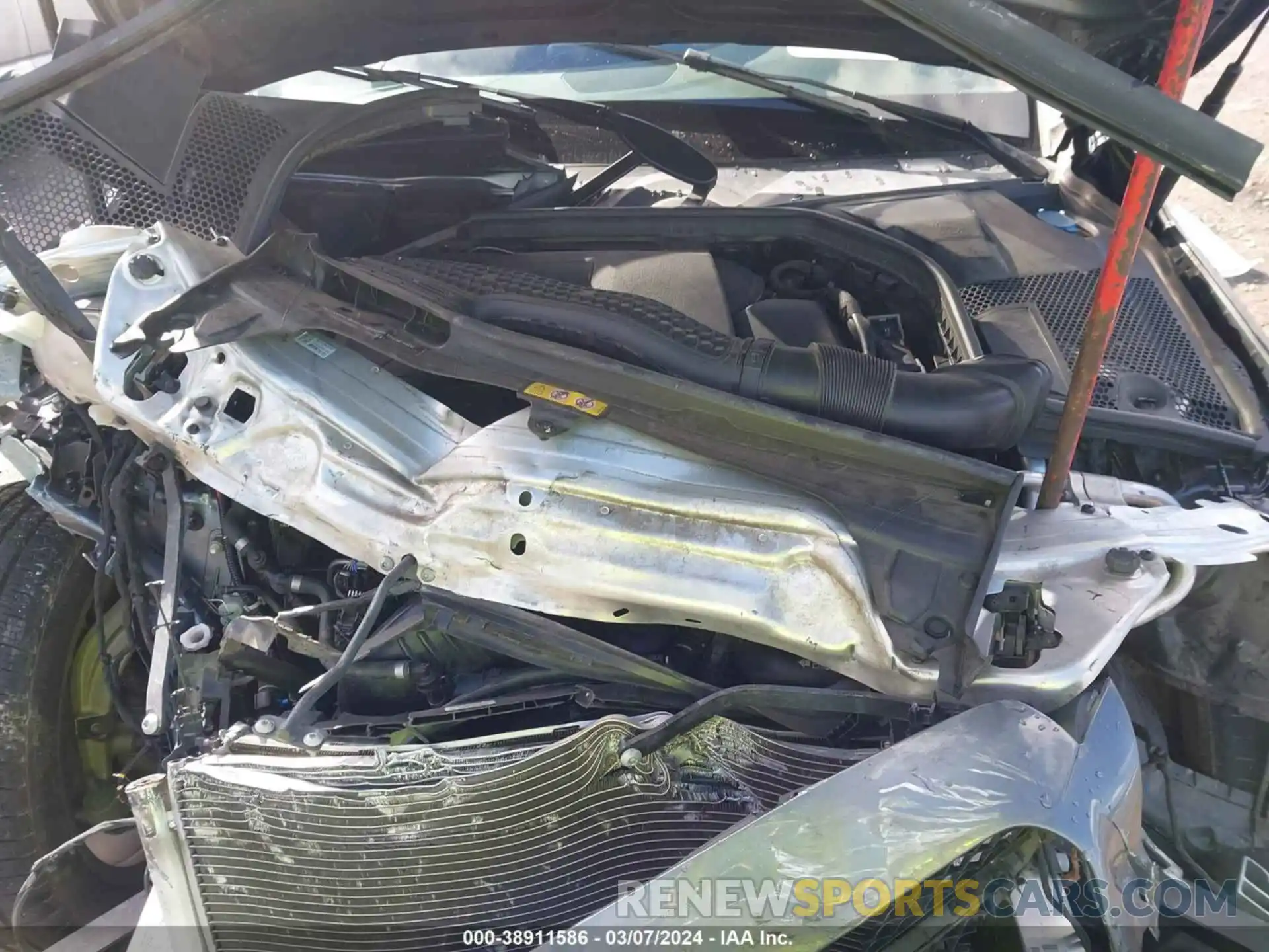 10 Photograph of a damaged car WDDWF8DB5KR483119 MERCEDES-BENZ C 300 2019