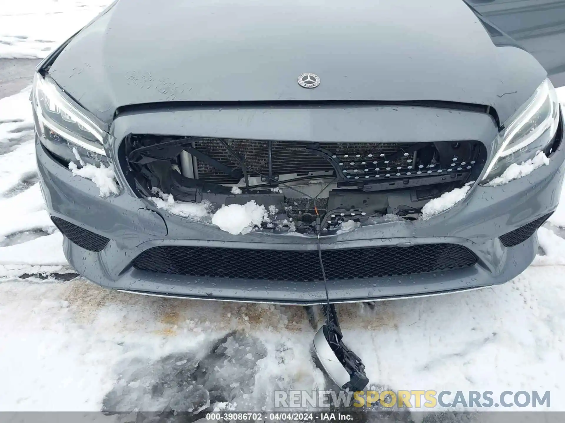 6 Photograph of a damaged car WDDWF8EB5KR479537 MERCEDES-BENZ C 300 2019