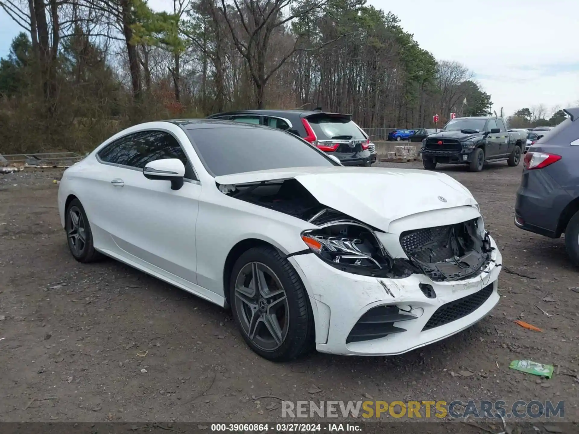 6 Photograph of a damaged car WDDWJ8EB8KF776558 MERCEDES-BENZ C 300 2019