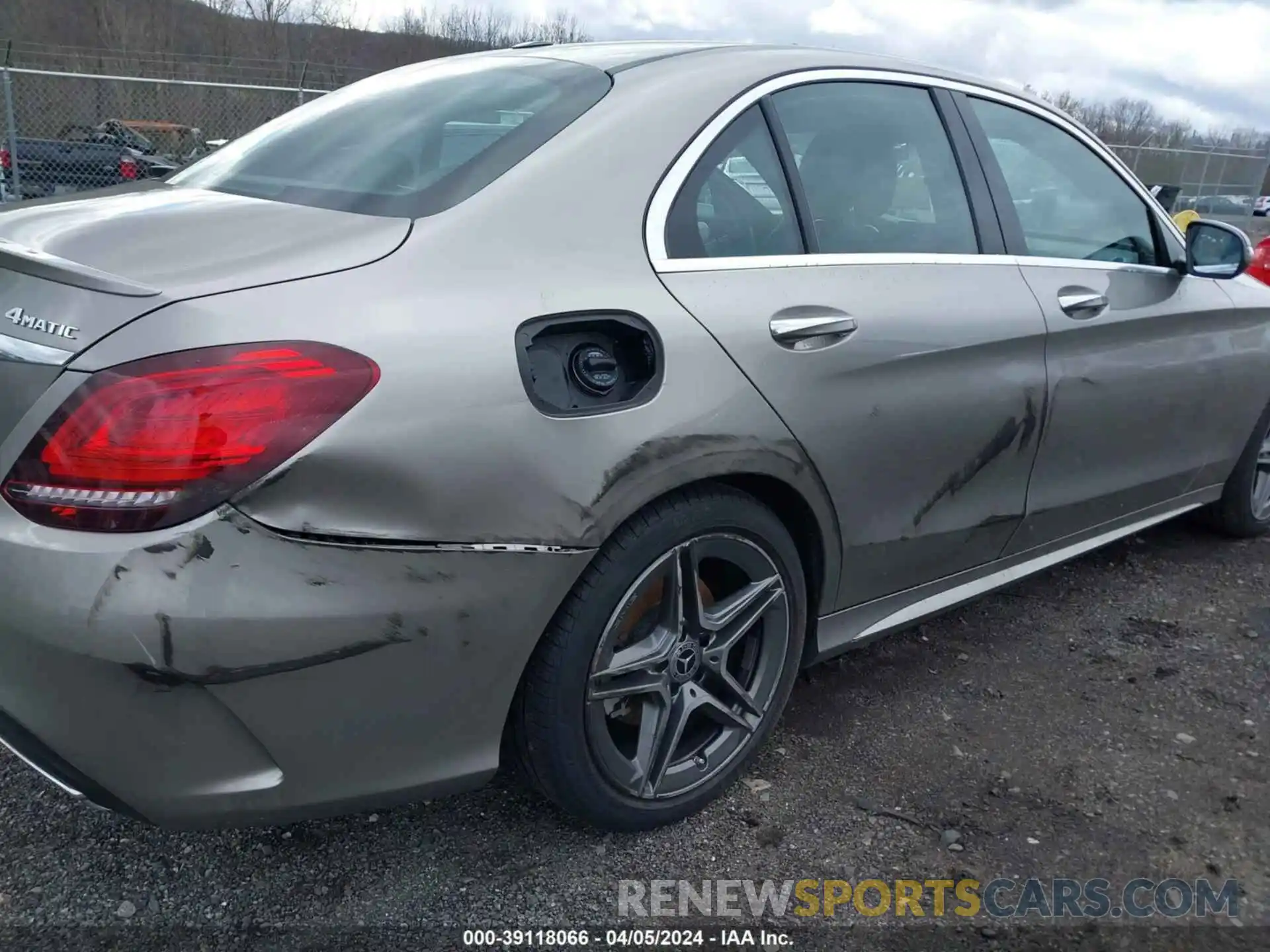 6 Photograph of a damaged car 55SWF8EB3LU326882 MERCEDES-BENZ C 300 2020