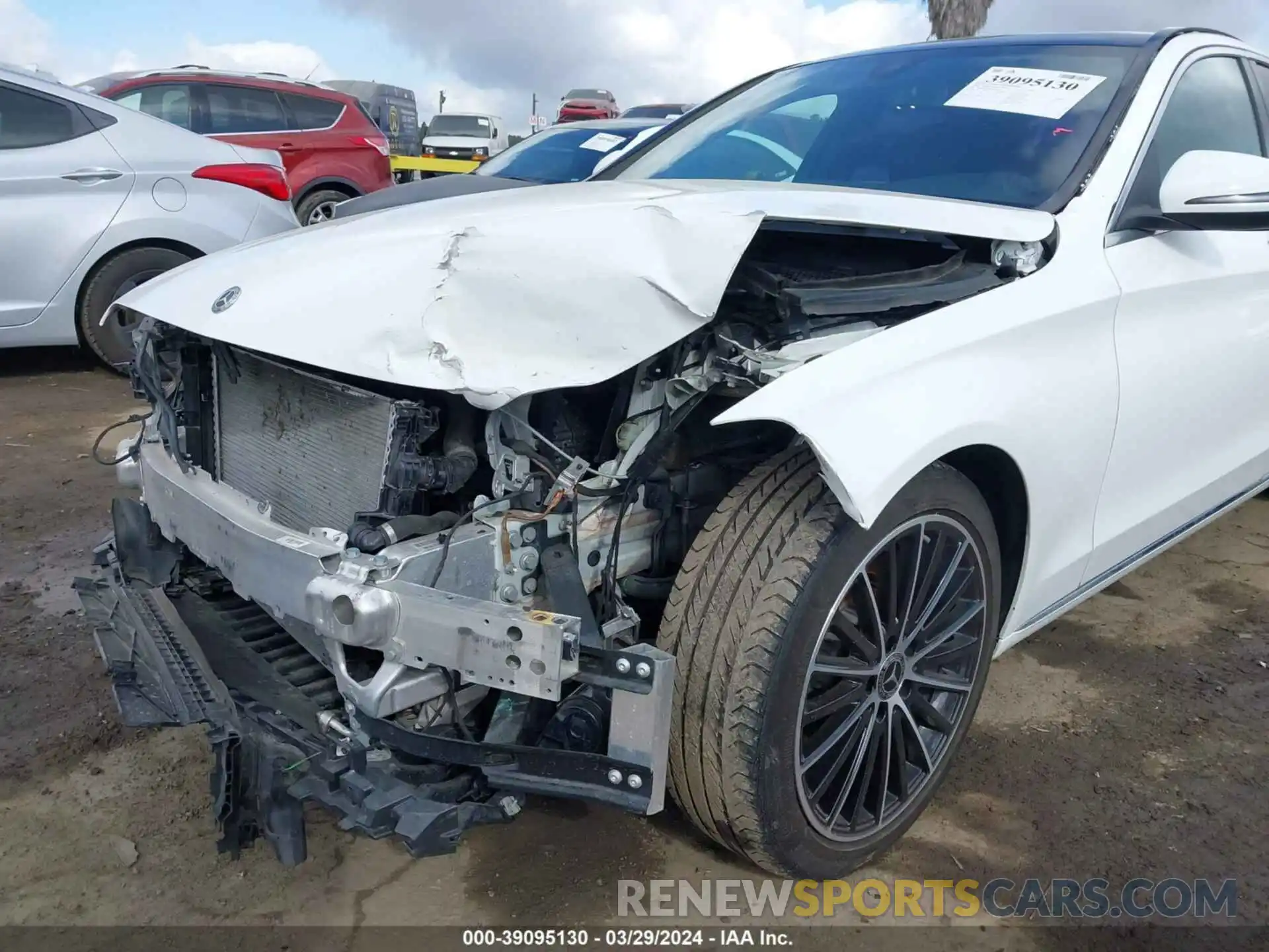 6 Photograph of a damaged car W1KWF8DB0LR590564 MERCEDES-BENZ C 300 2020
