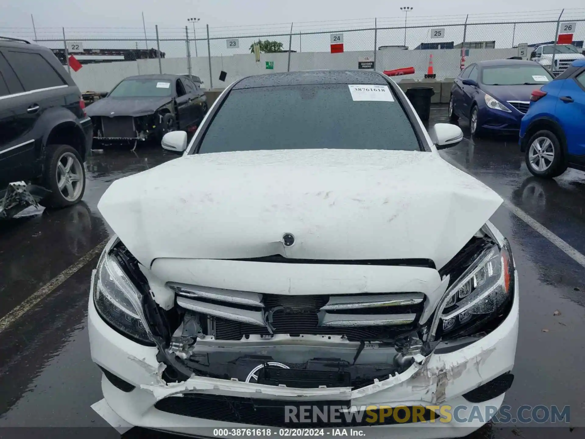 12 Photograph of a damaged car W1KWF8DB9LR589123 MERCEDES-BENZ C 300 2020