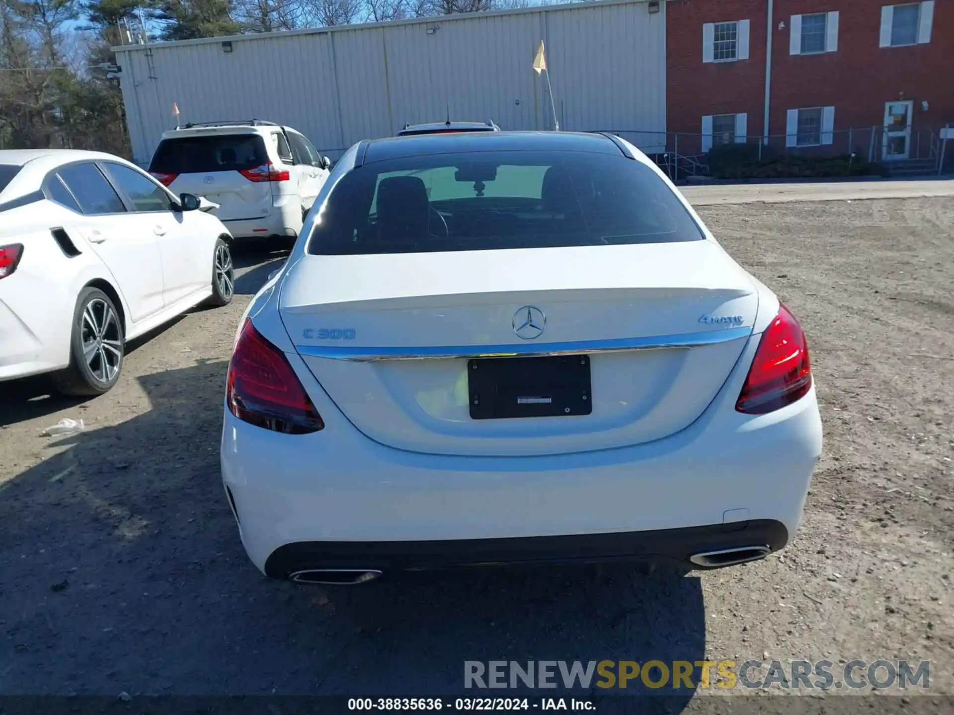 17 Photograph of a damaged car WDDWF8EB4LR562586 MERCEDES-BENZ C 300 2020