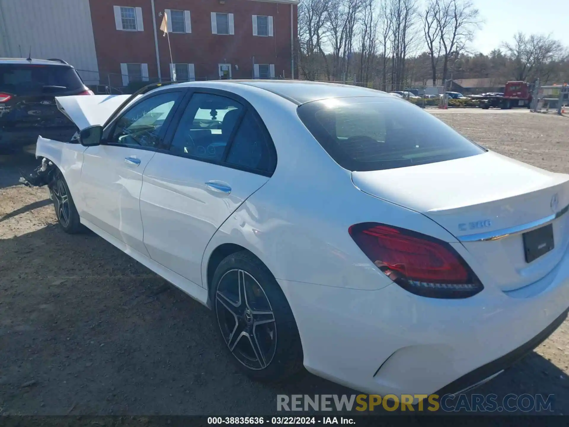 3 Photograph of a damaged car WDDWF8EB4LR562586 MERCEDES-BENZ C 300 2020