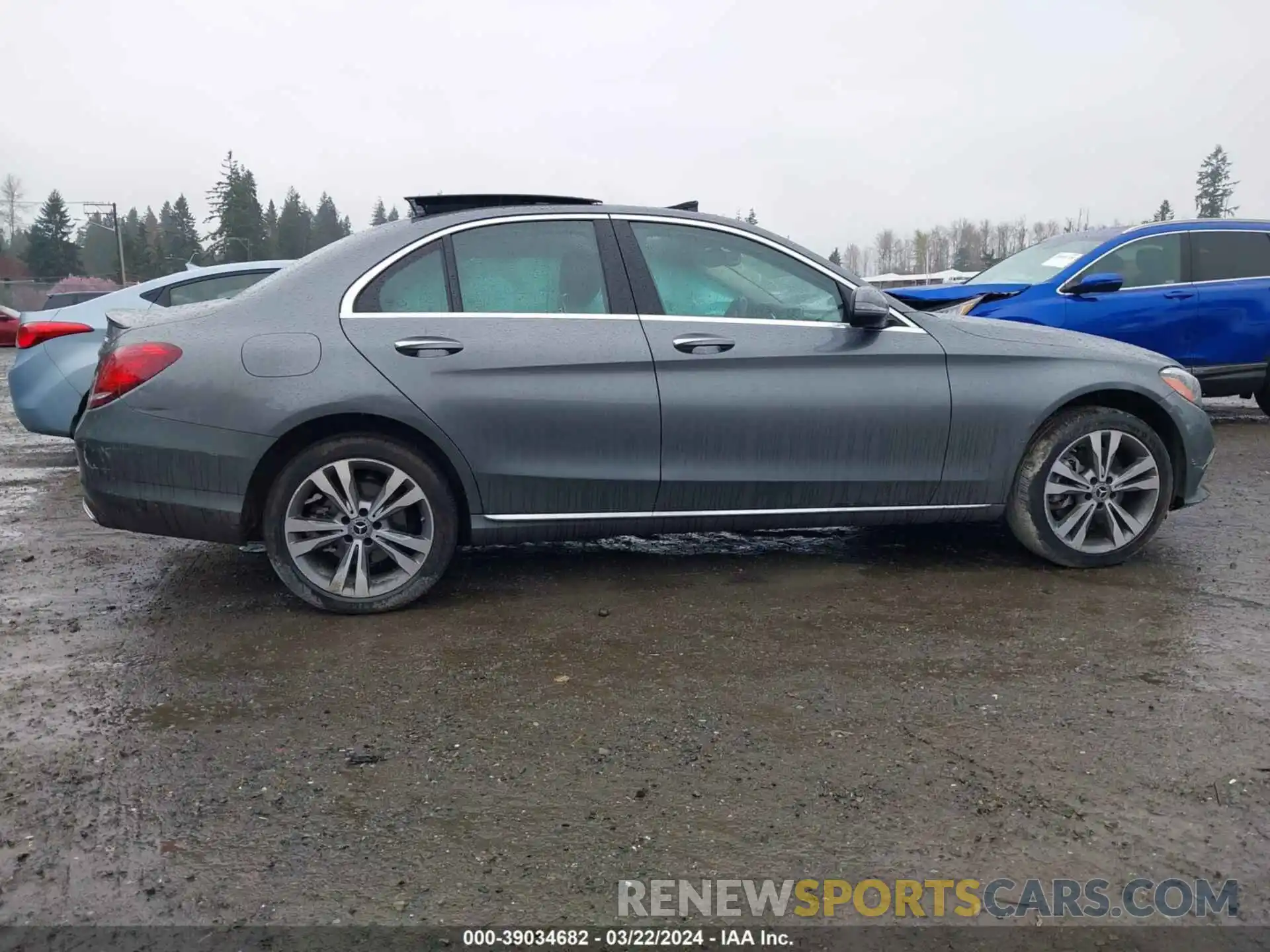 12 Photograph of a damaged car WDDWF8EB5LR546574 MERCEDES-BENZ C 300 2020