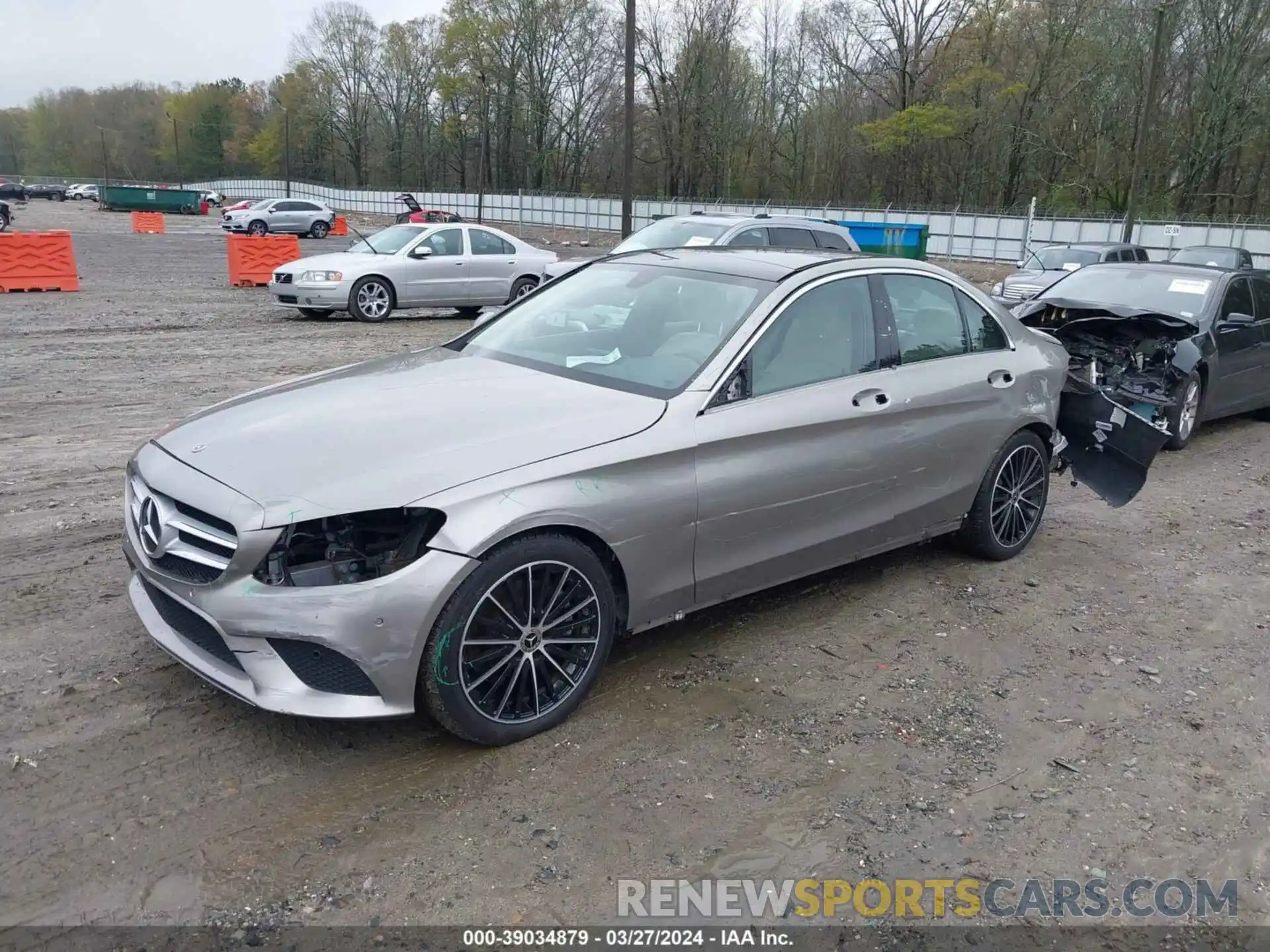 2 Photograph of a damaged car W1KWF8DB0MR648349 MERCEDES-BENZ C 300 2021