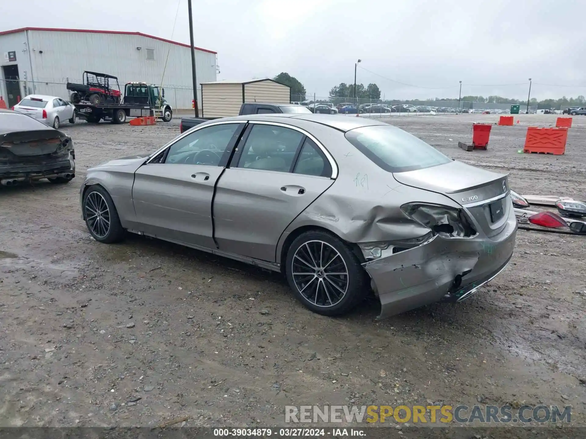 3 Photograph of a damaged car W1KWF8DB0MR648349 MERCEDES-BENZ C 300 2021